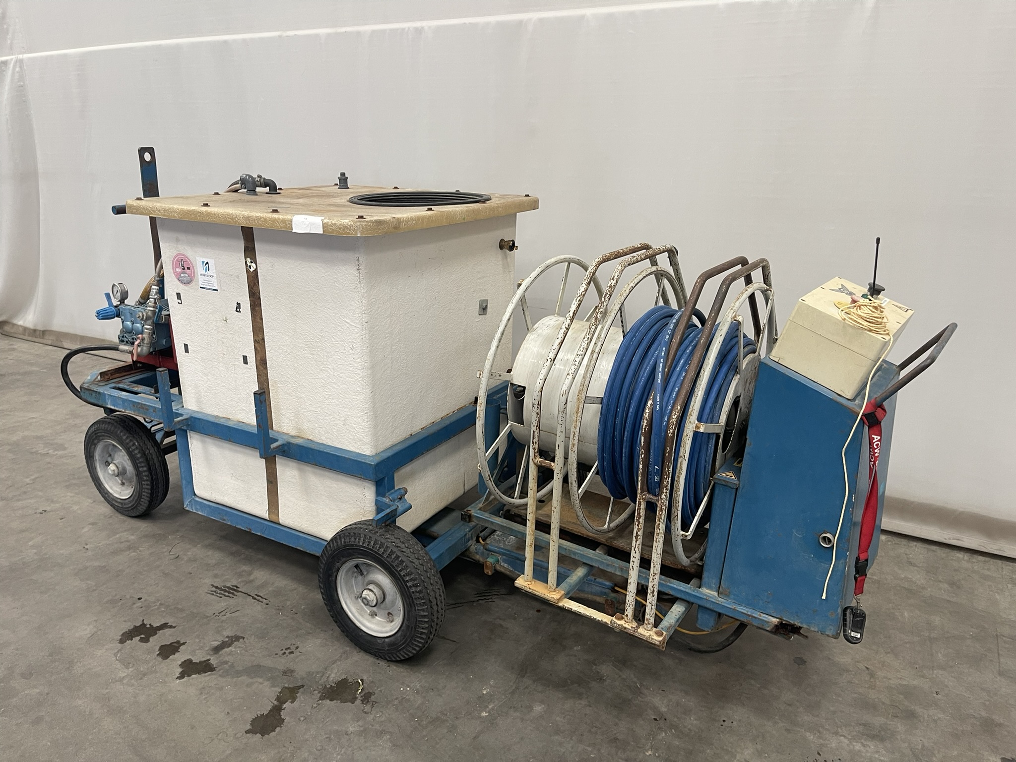 Weterings spuitkar 600 liter incl. slanghaspel