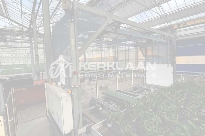 Automatic container transporter