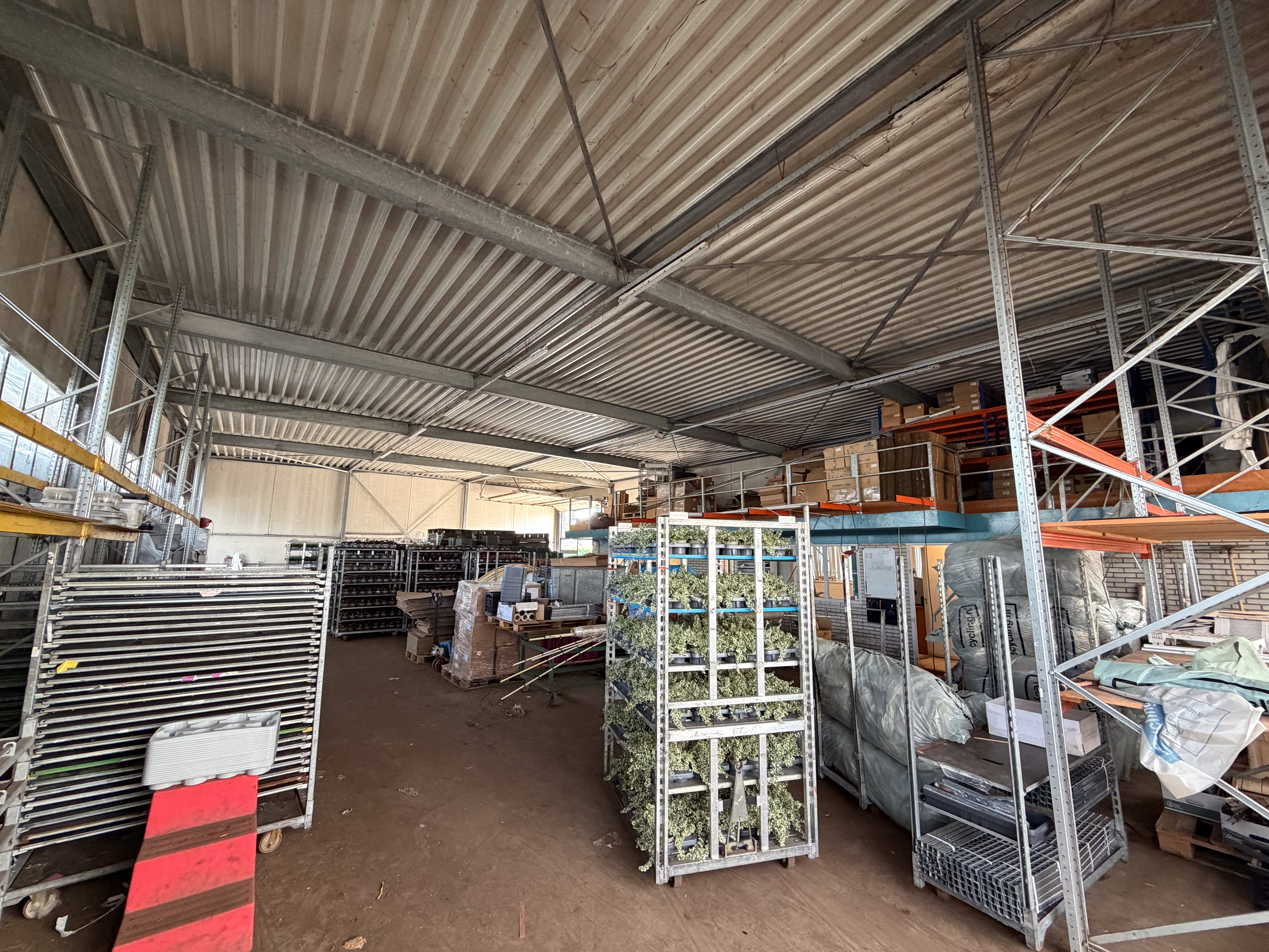 Business space 398 m²