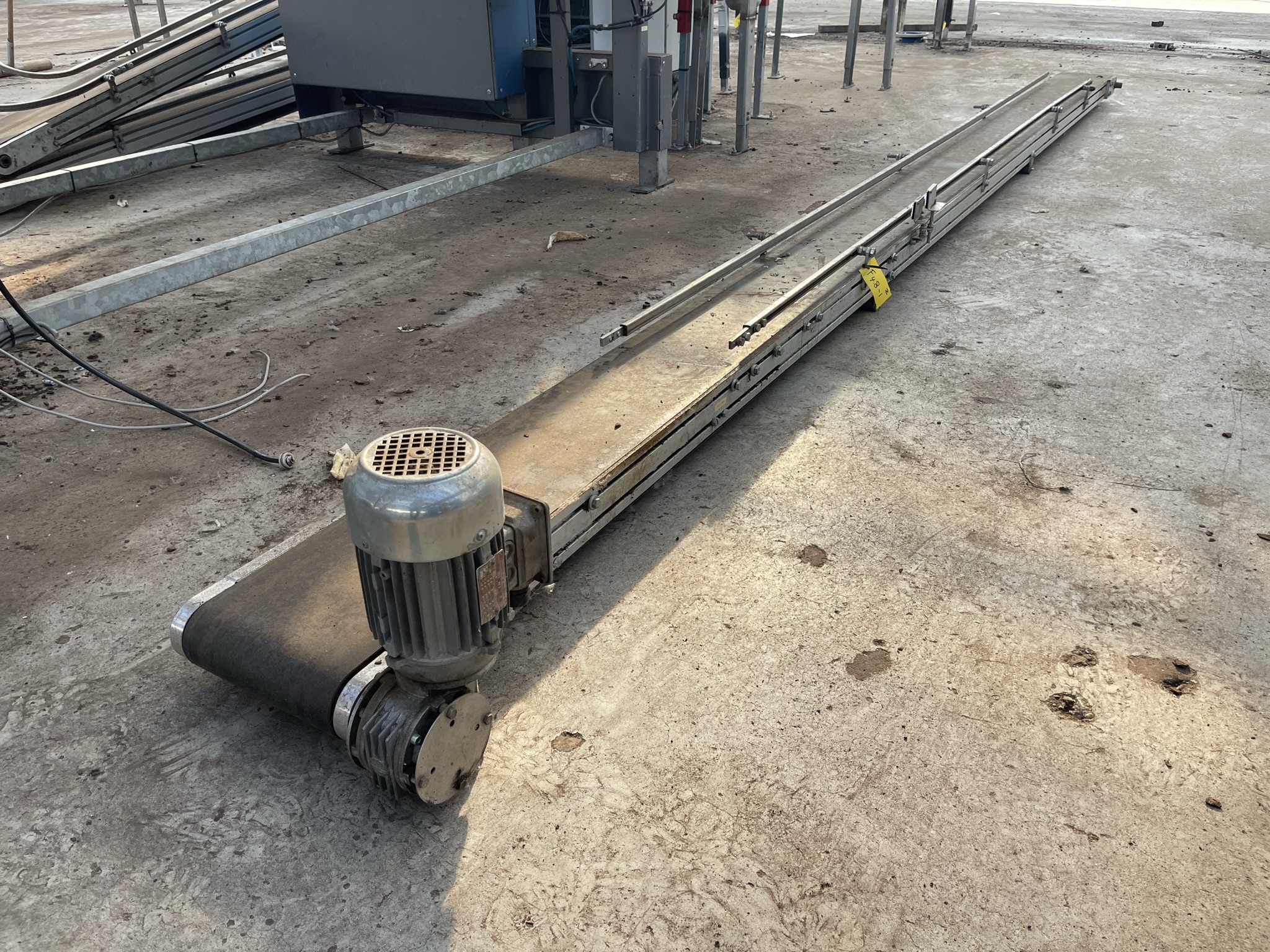 Flier conveyor belts