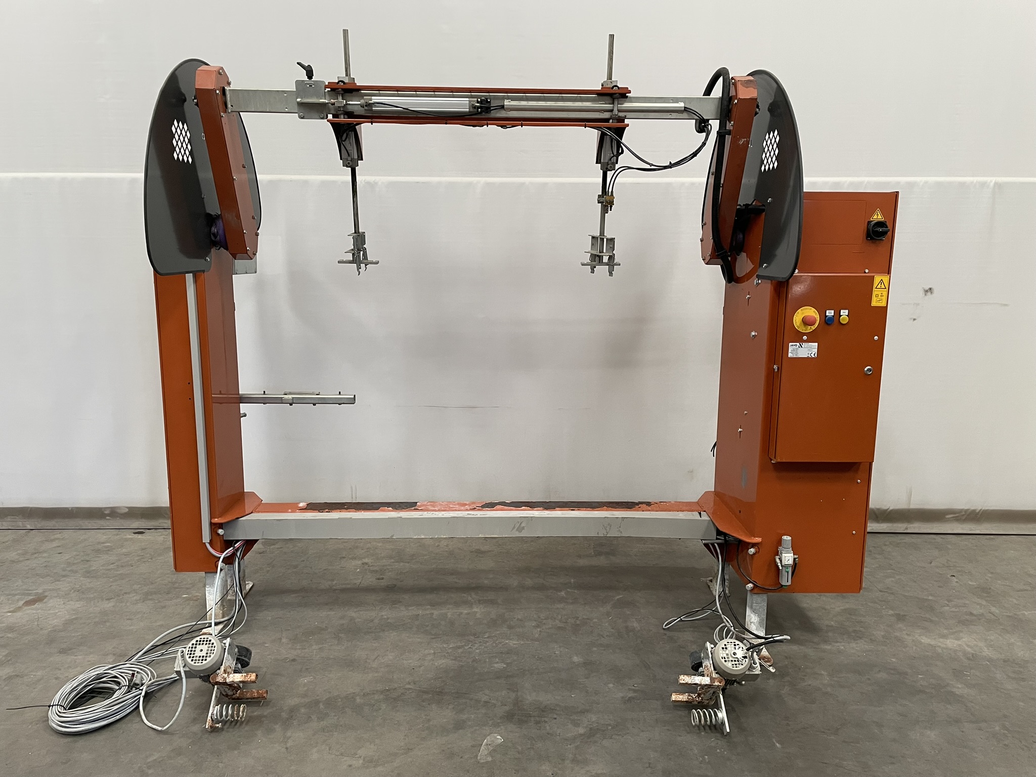 Javo Swing drop-down robots
