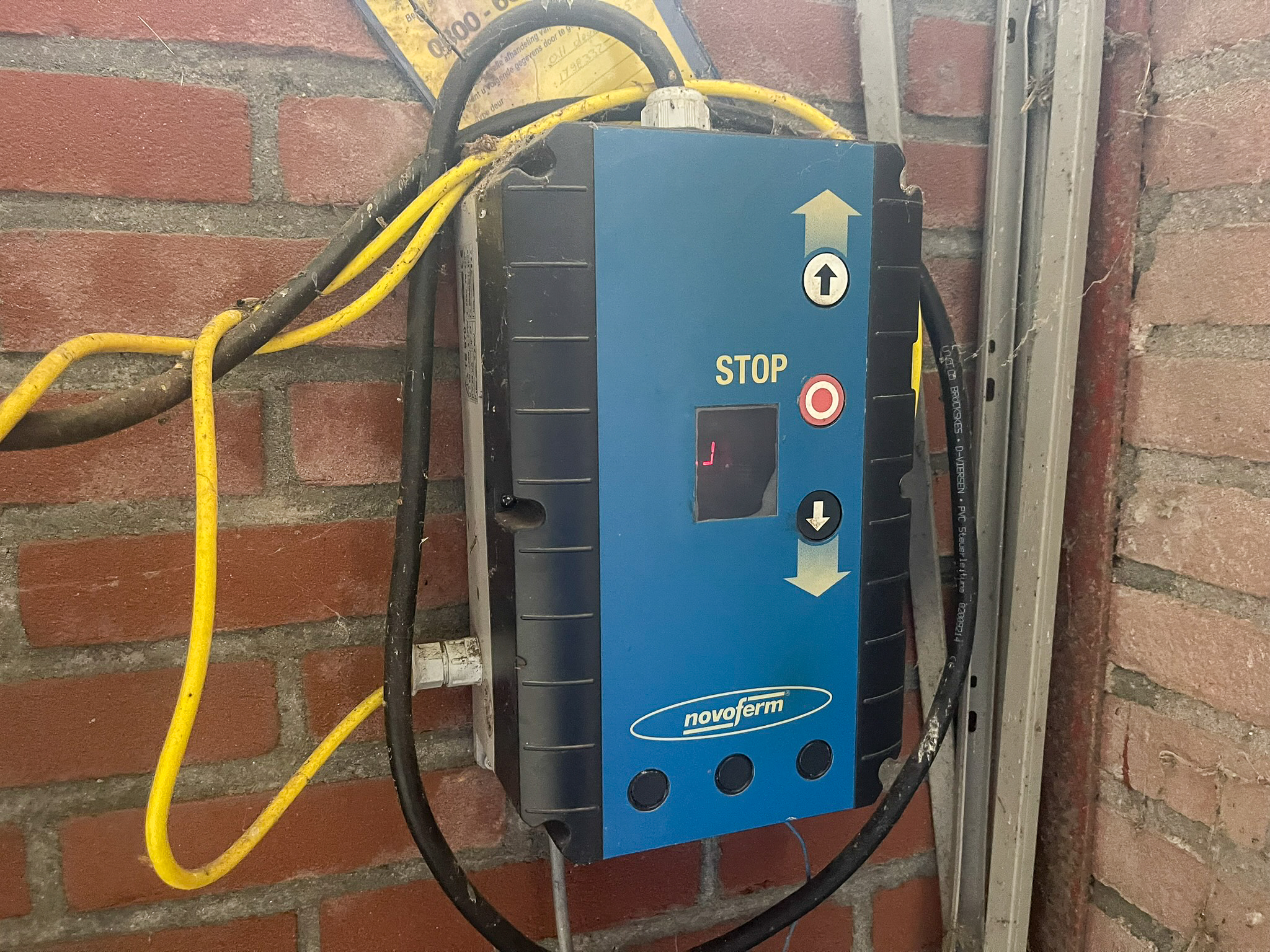 Overheaddeur 2530x2360 mm