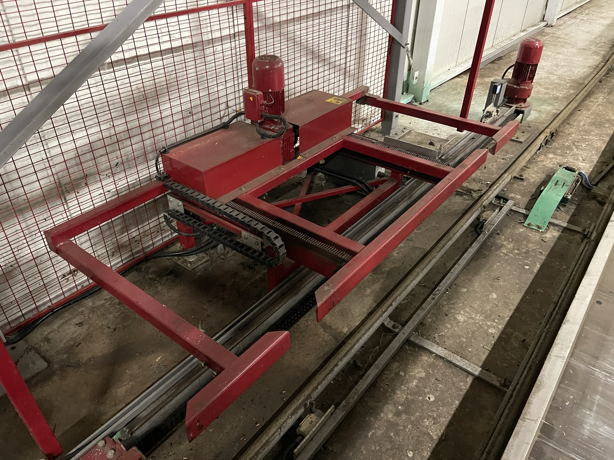 Complete Taks TTS vine tomato processing system