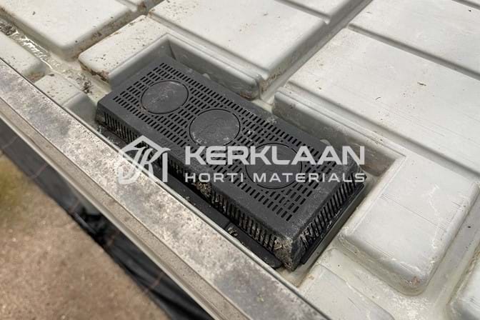 Aluminium mobilecontainers with plastic ebb and flowbottom