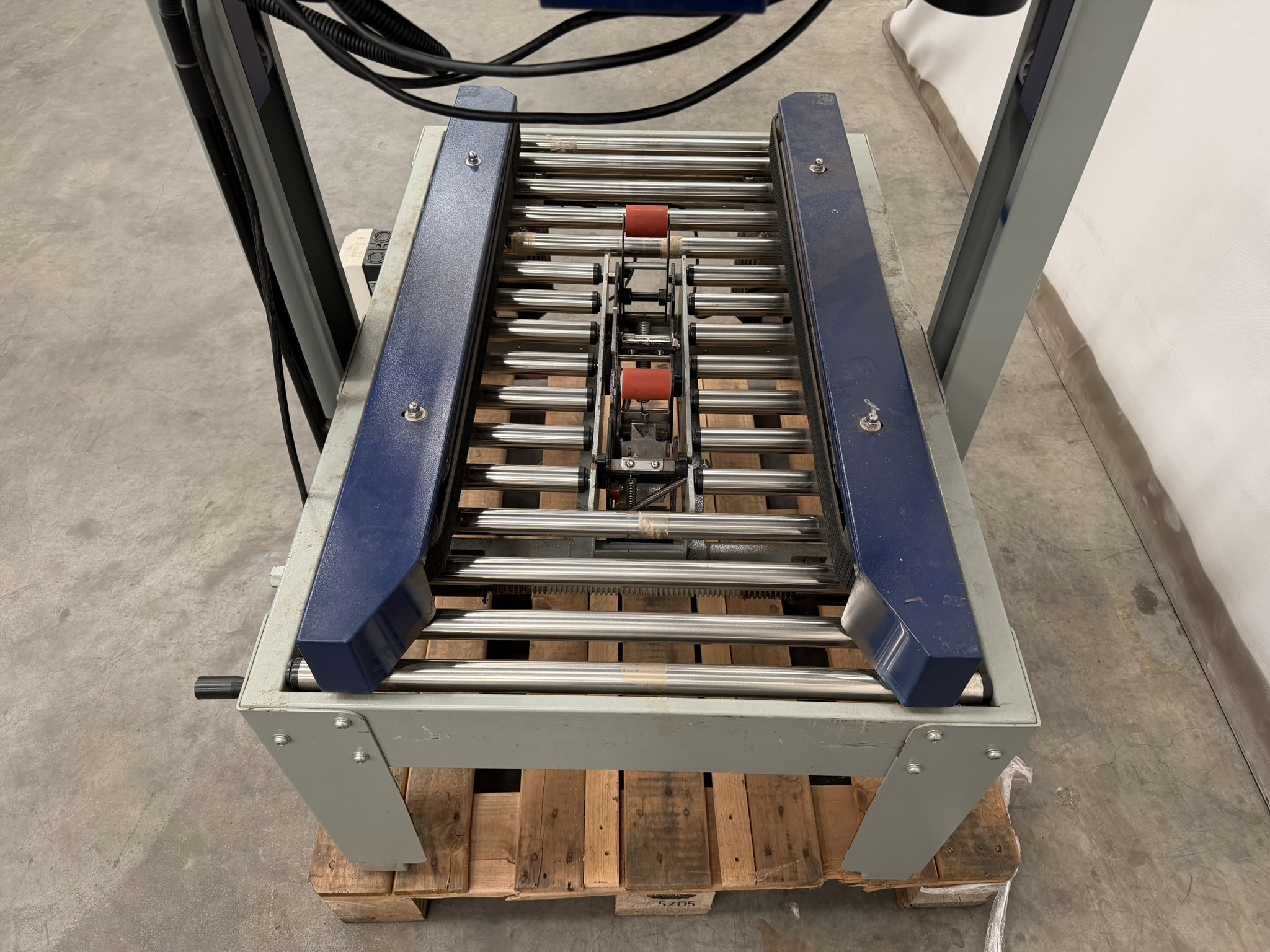 Youngsunpack Europe dozensluitmachine