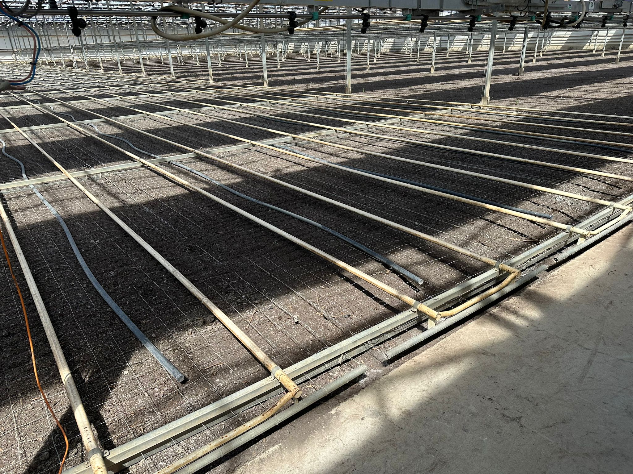 Lifting heating system for 9.60 trellis