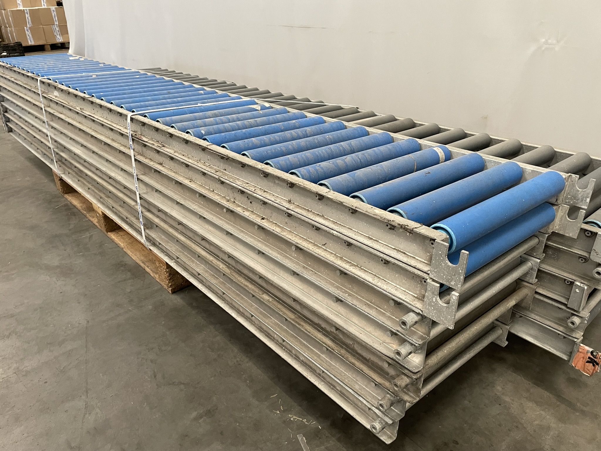 Roller conveyor belts 450 mm