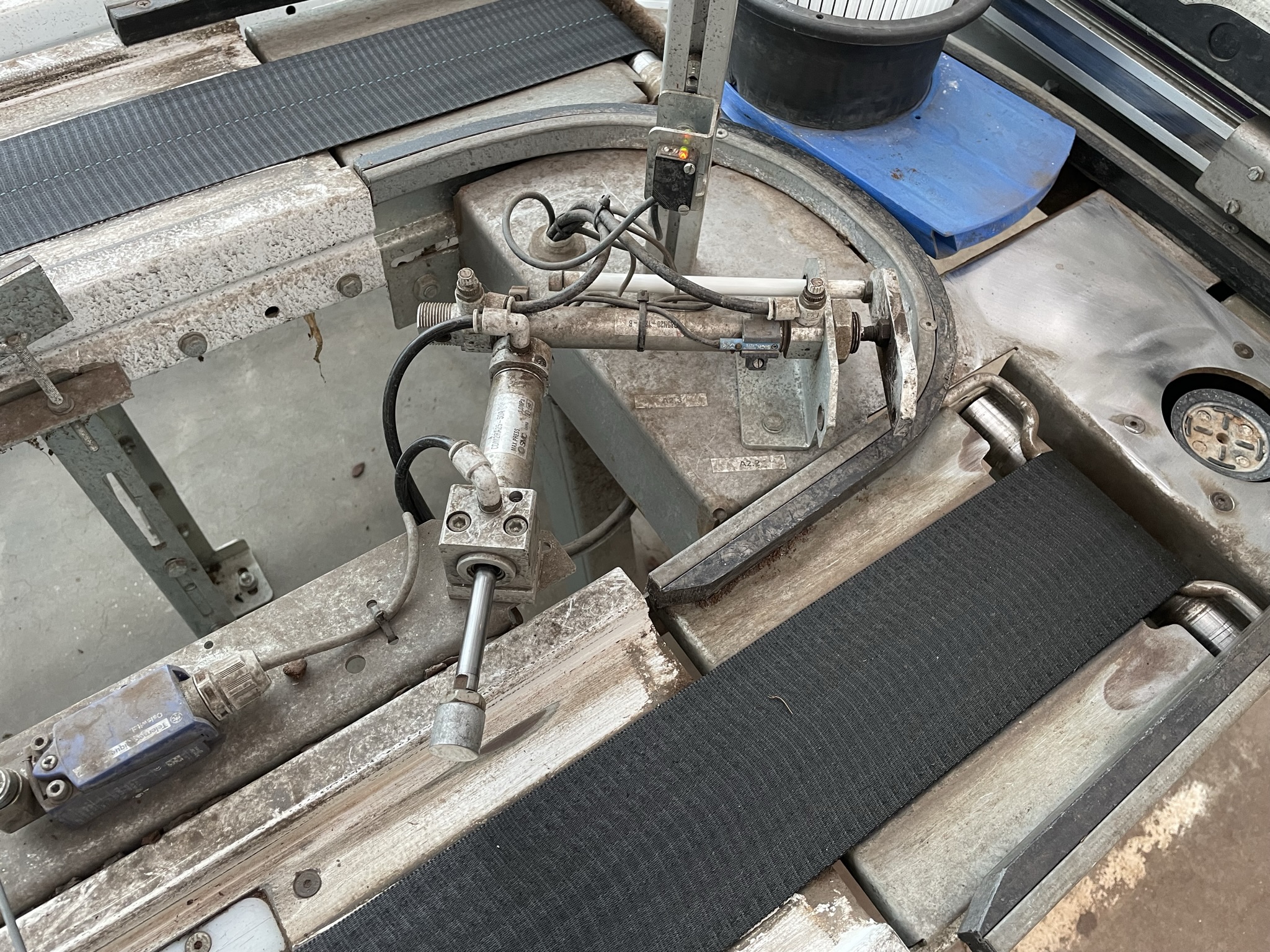 Various loose parts WPS delivery, sorting and buffer system