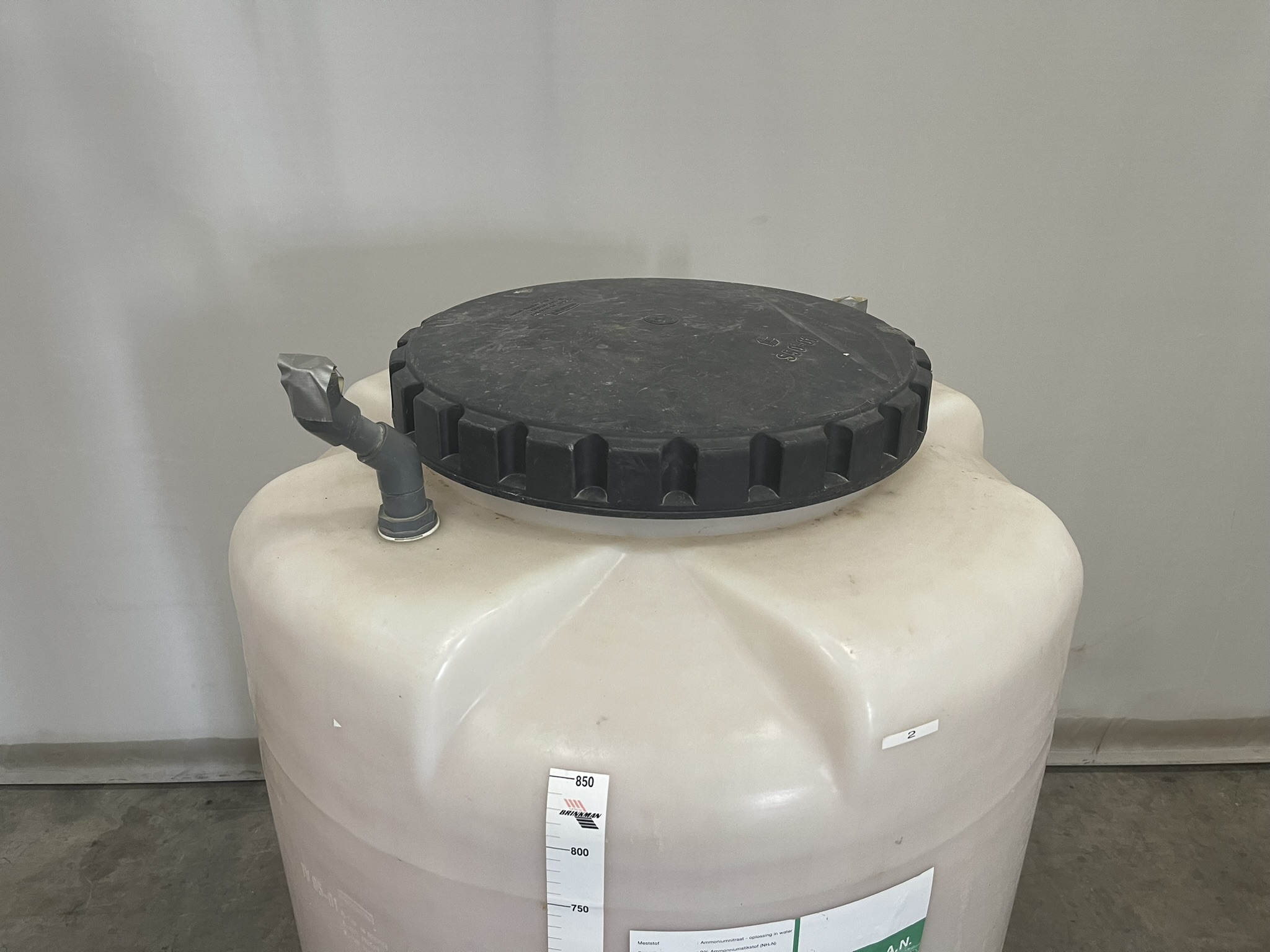 Liquid fertilizer barrel 850 liters