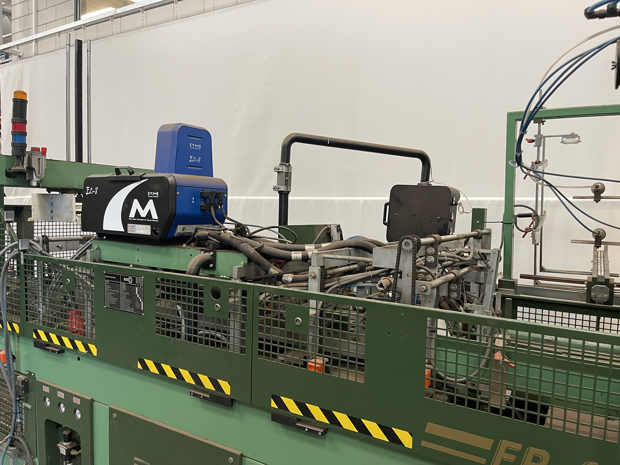 Boix dozenopzetmachine incl. stapel/uitvoer unit