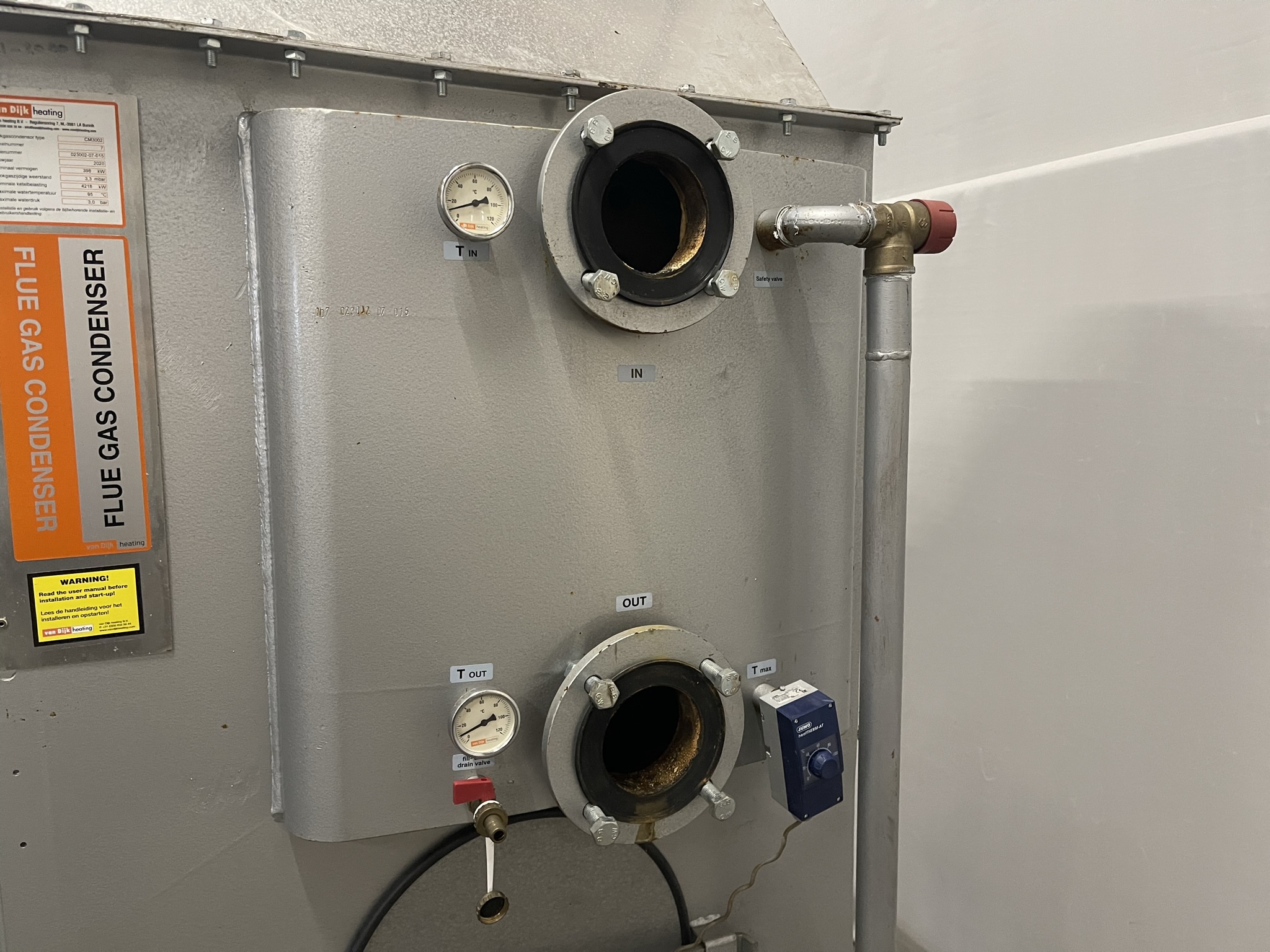 Flue gas condenser Van Dijk Heating