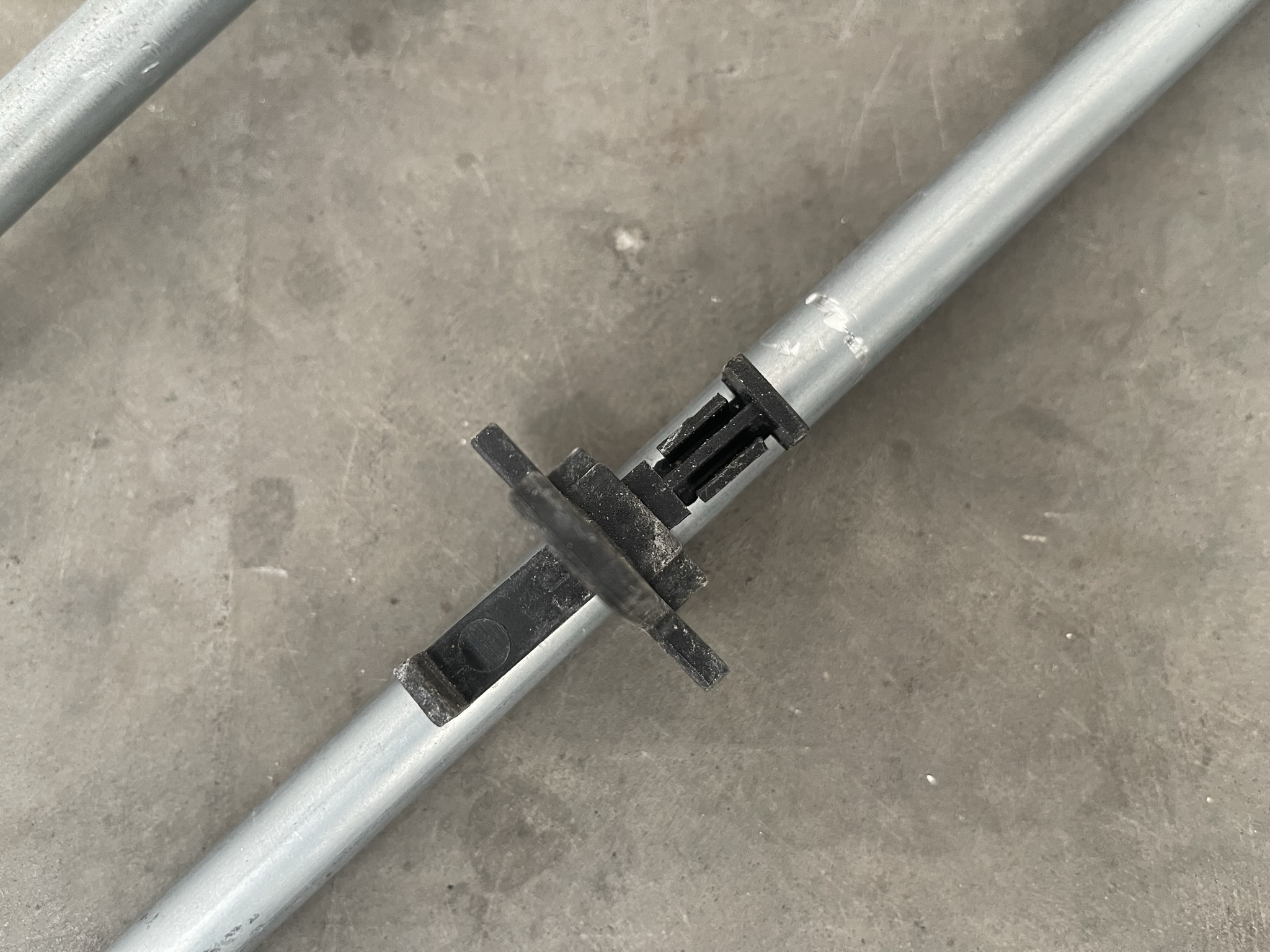 Steunpaaltjes voor bloemengaas 2000 mm