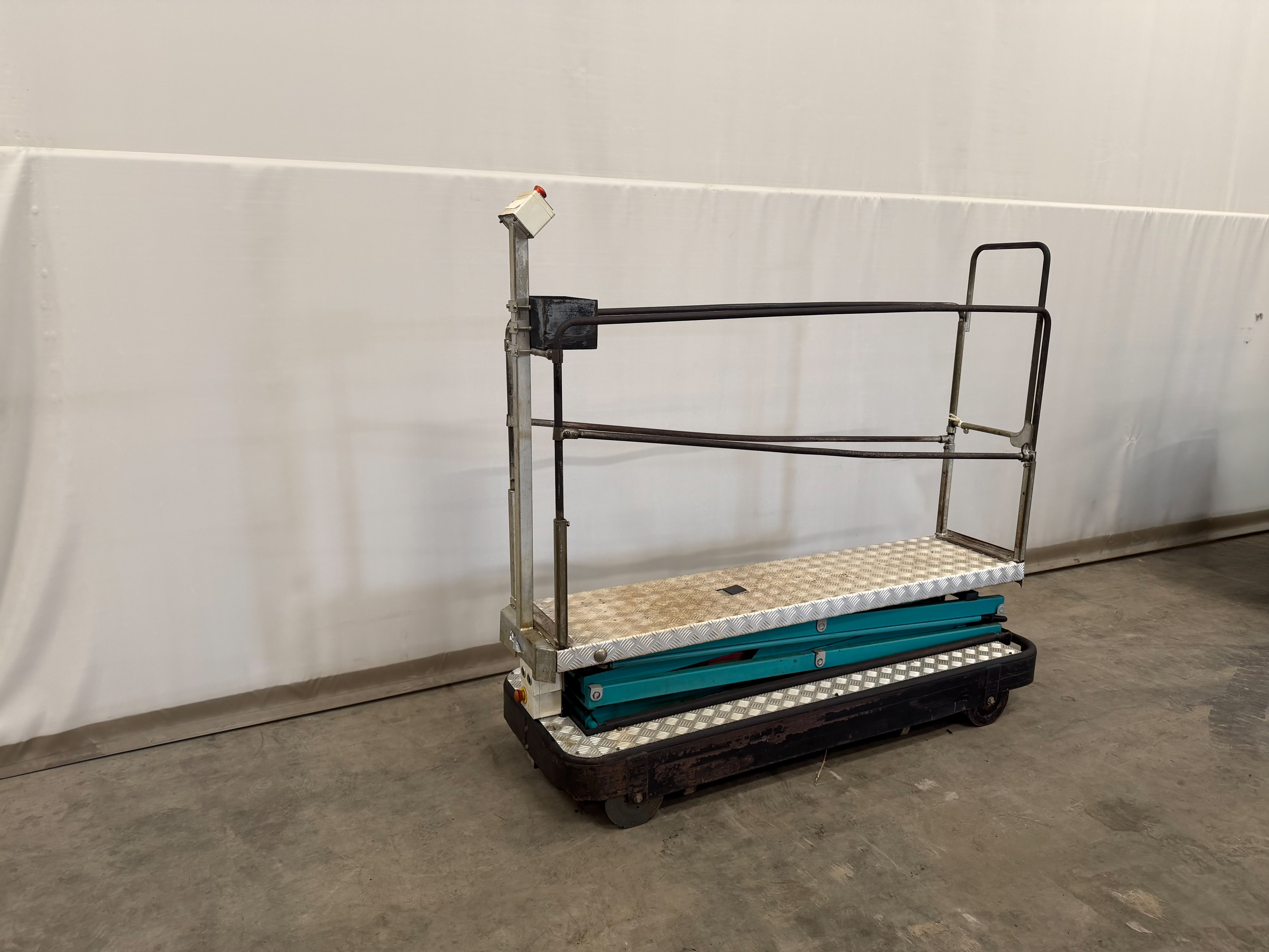 Berg buisrail hoogwerker