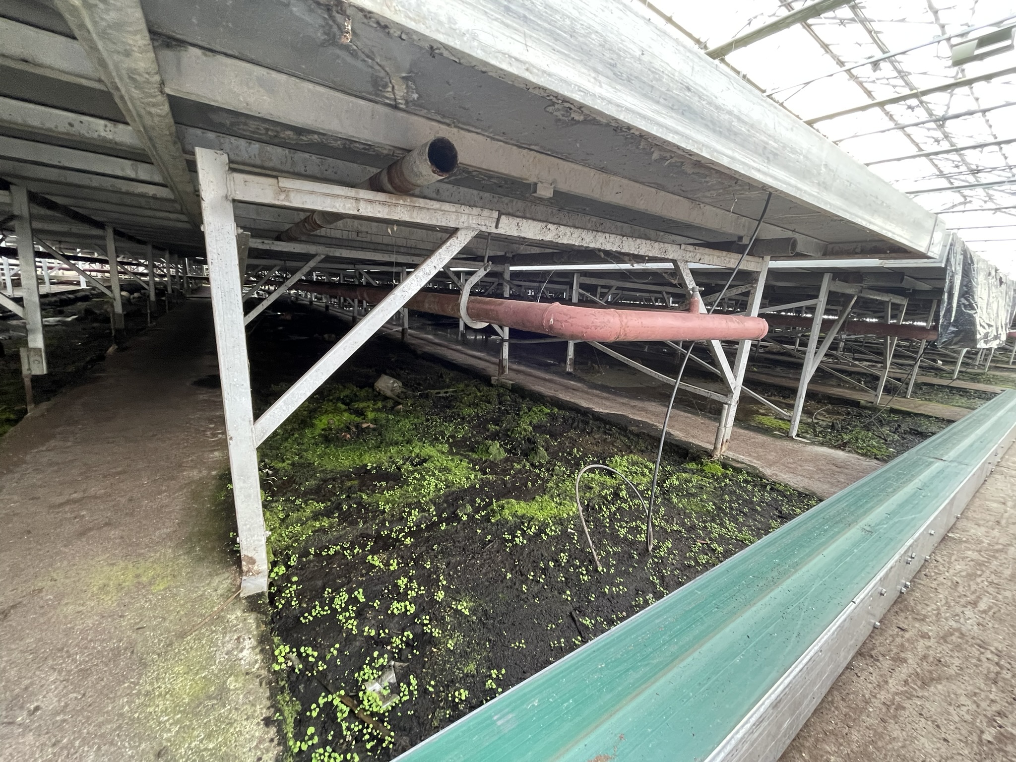 Aluminium rolling tables with ebb and flow bottoms