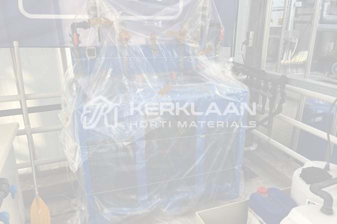 Complete turnkey test greenhouse 240 m²