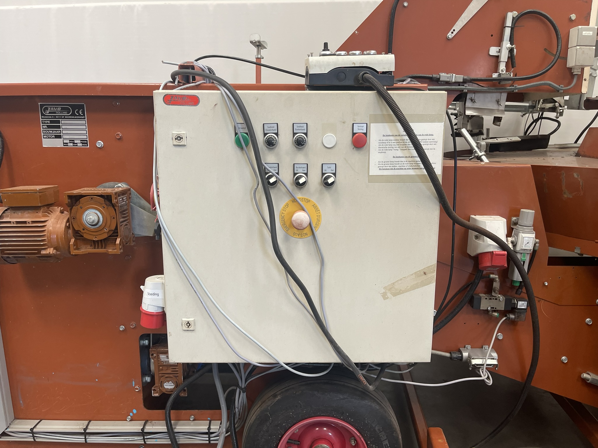 Javo potmachine voor Phaleanopsis