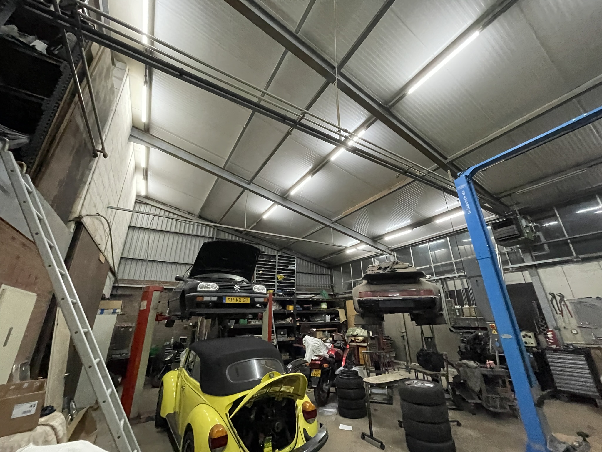 Business space 733 m²