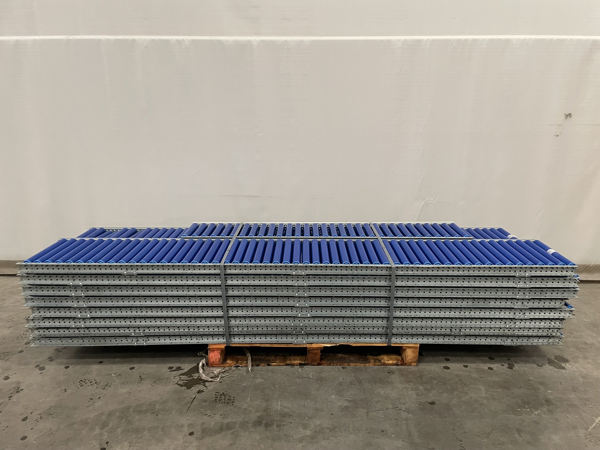 Roller conveyor belts 465 mm