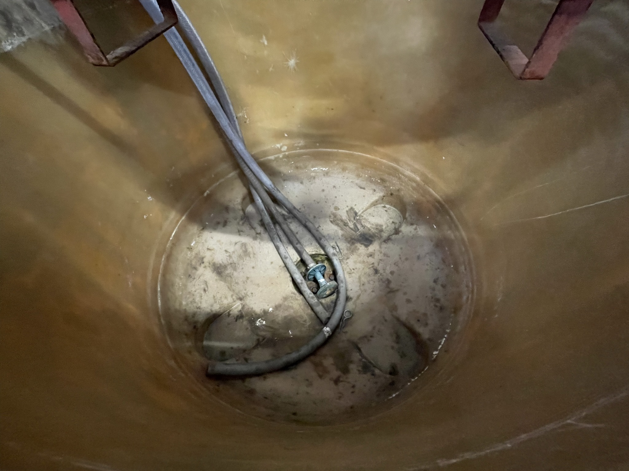 Pump incl. 650 liters barrel