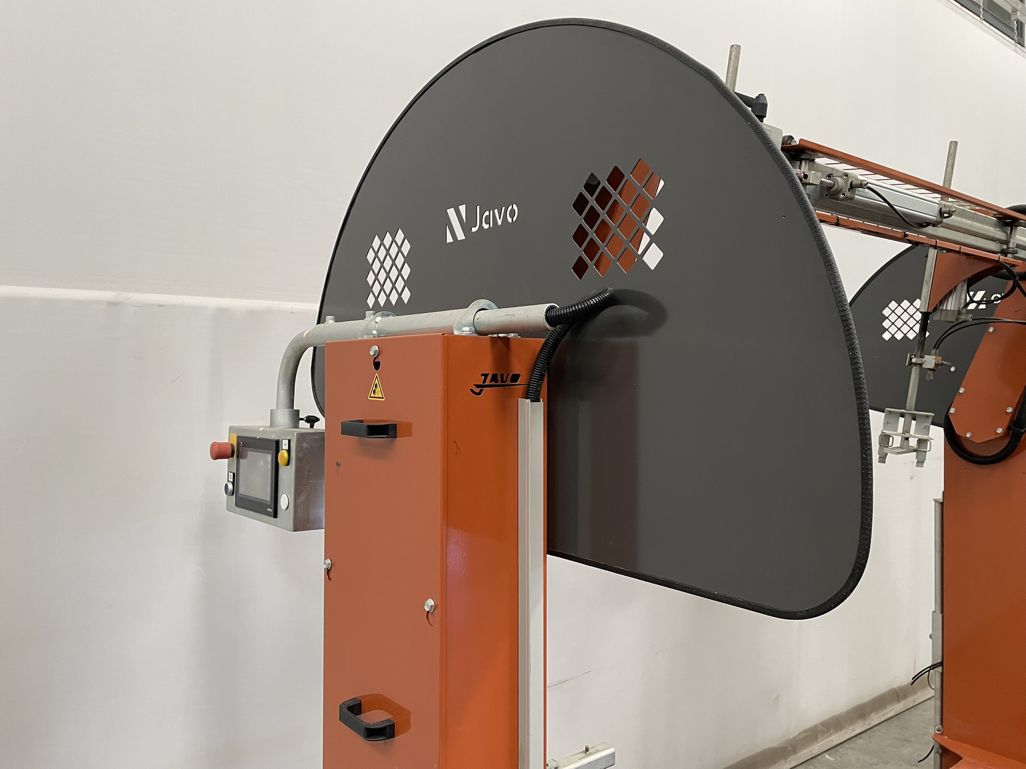 Javo Swing drop-down robots
