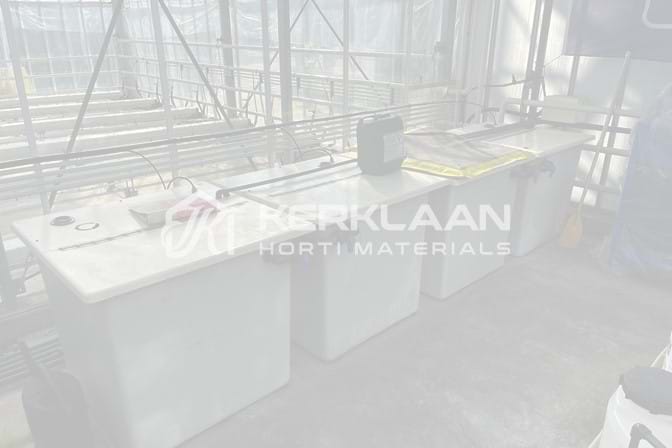 Complete turnkey test greenhouse 240 m²