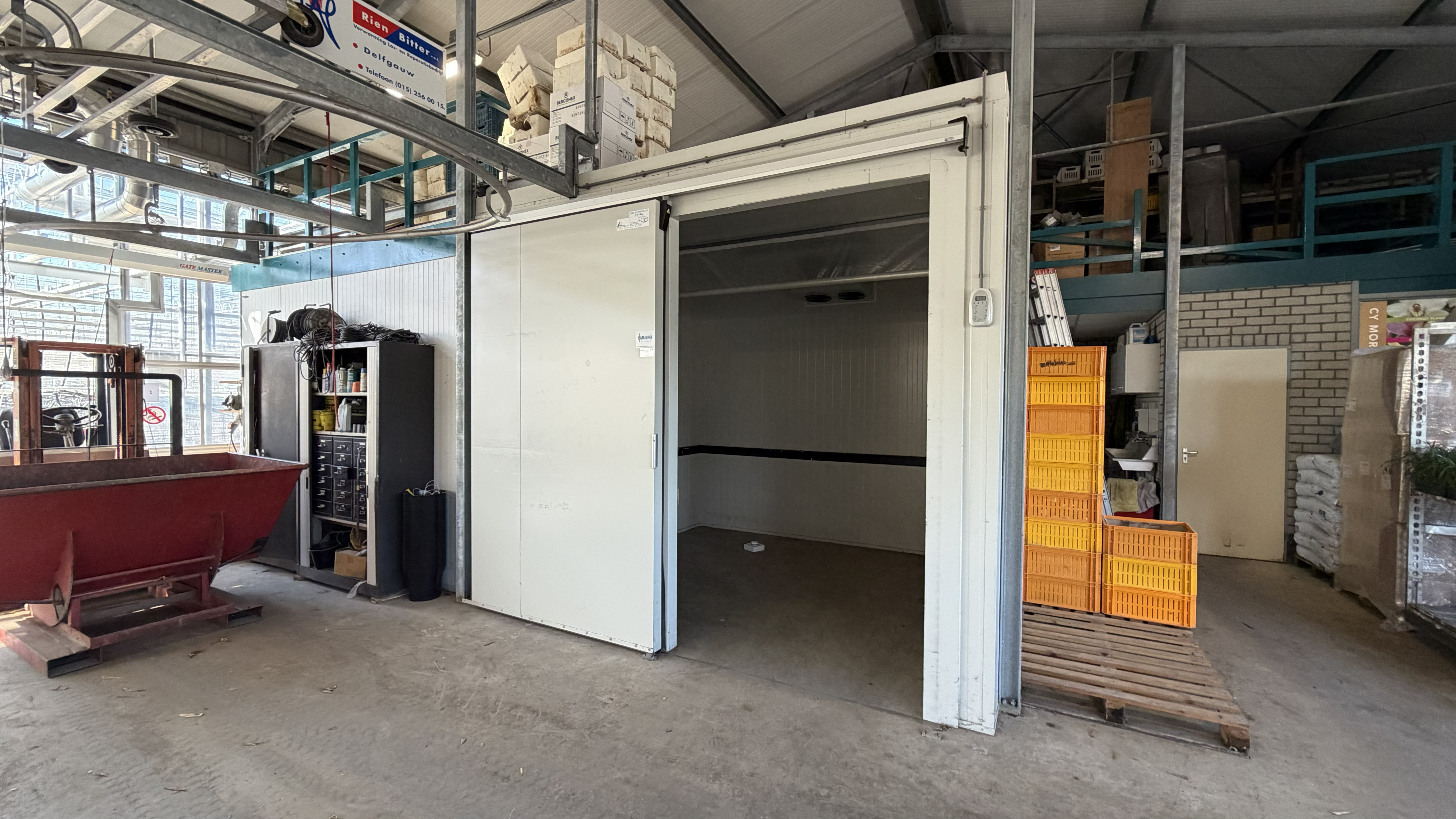 Cooling room 31.50  m³ / 10.5 m²