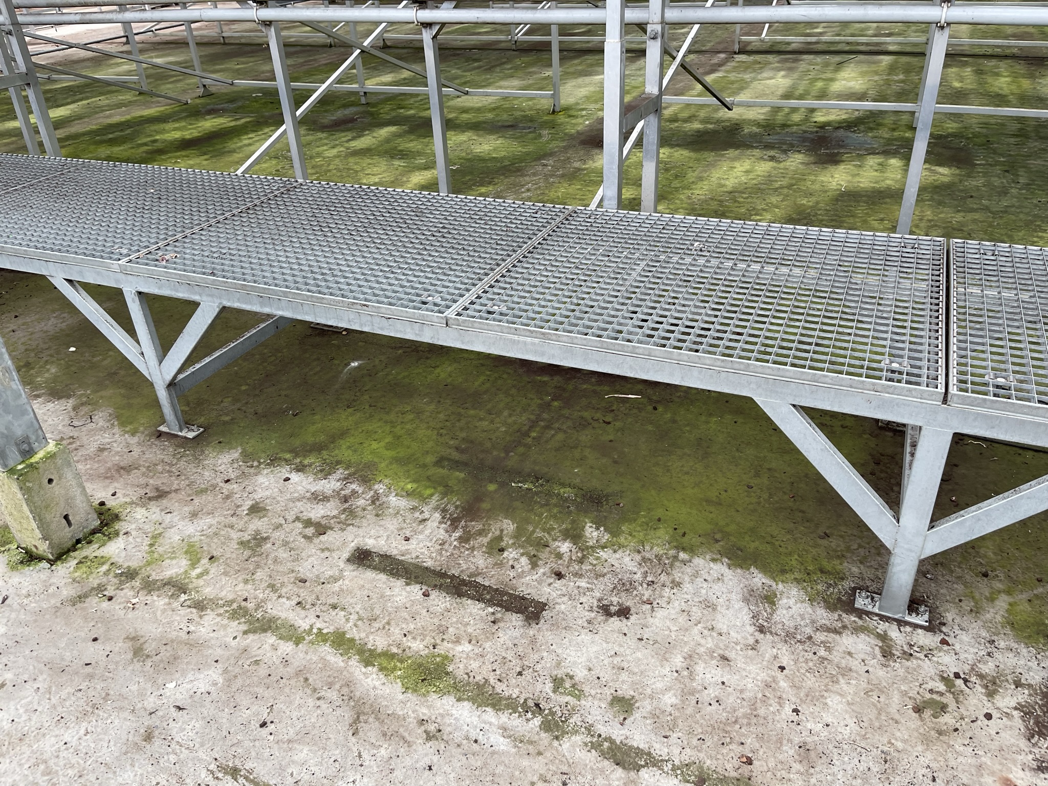 Rollenbaan afleversysteem