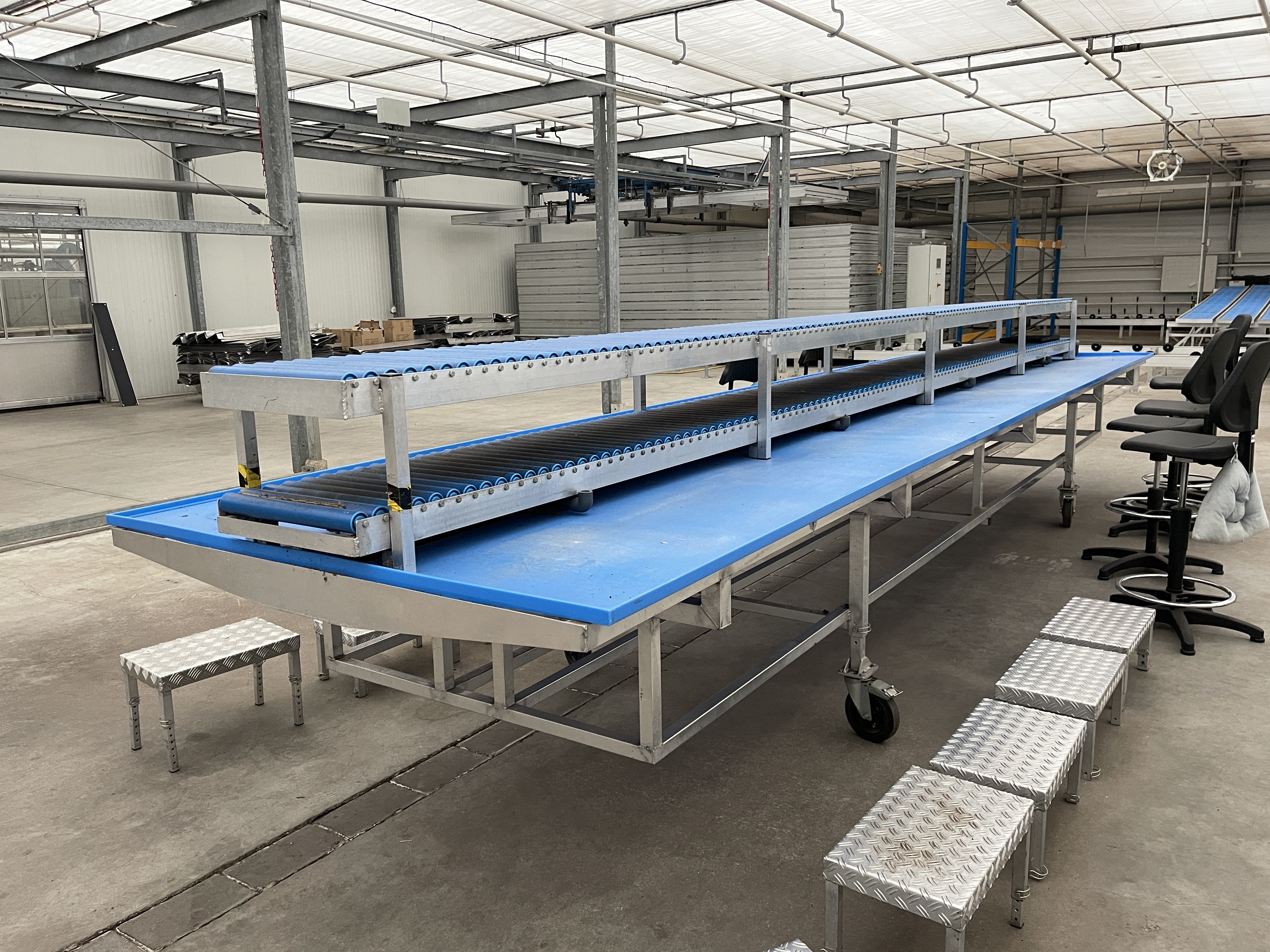 Aluminum processing table