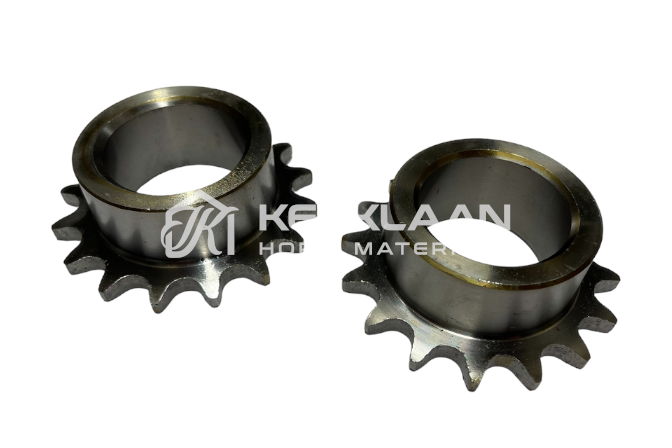 Chain coupling ventilation motor