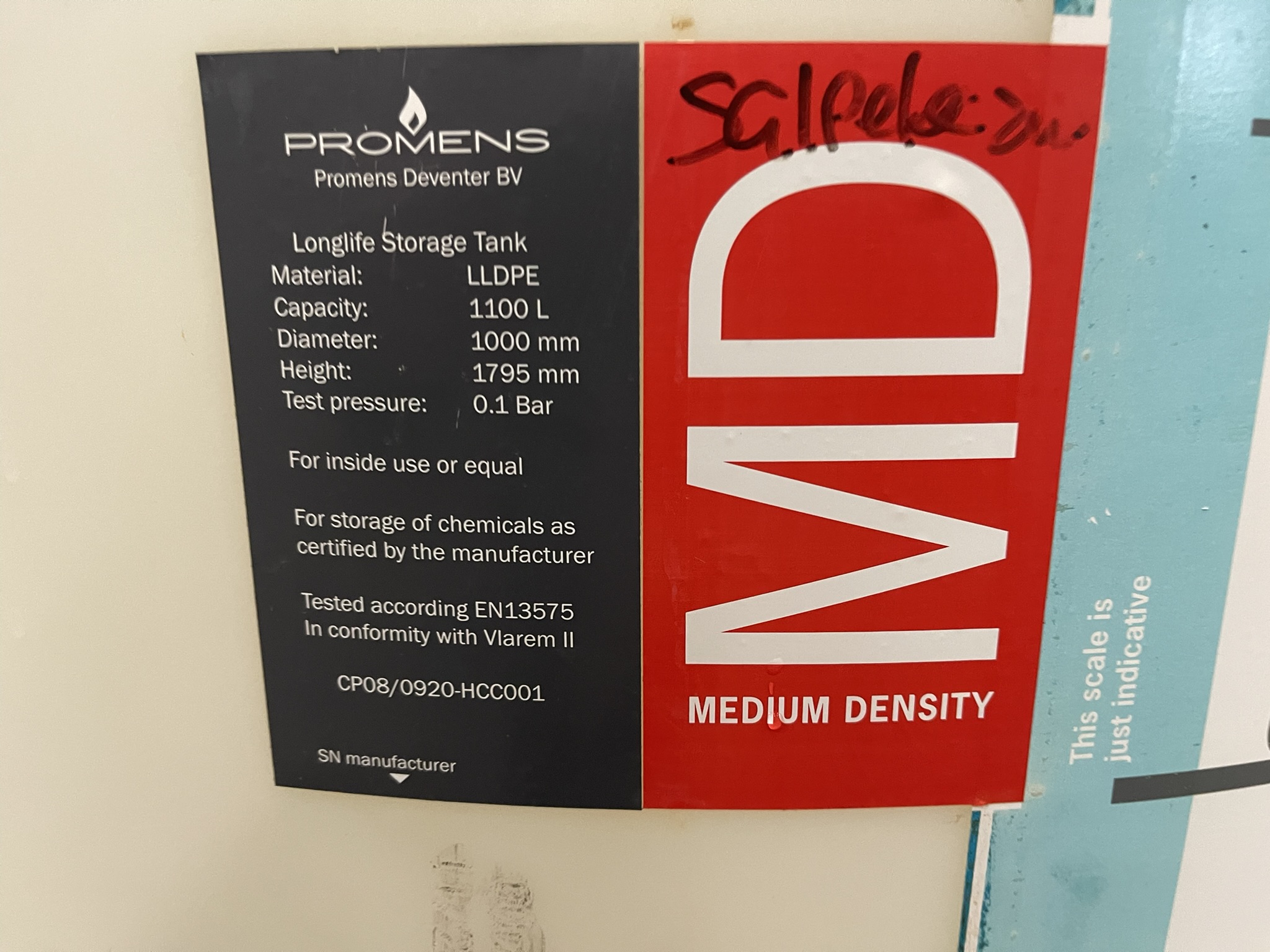 Liquid fertilizer barrel 1100 liters