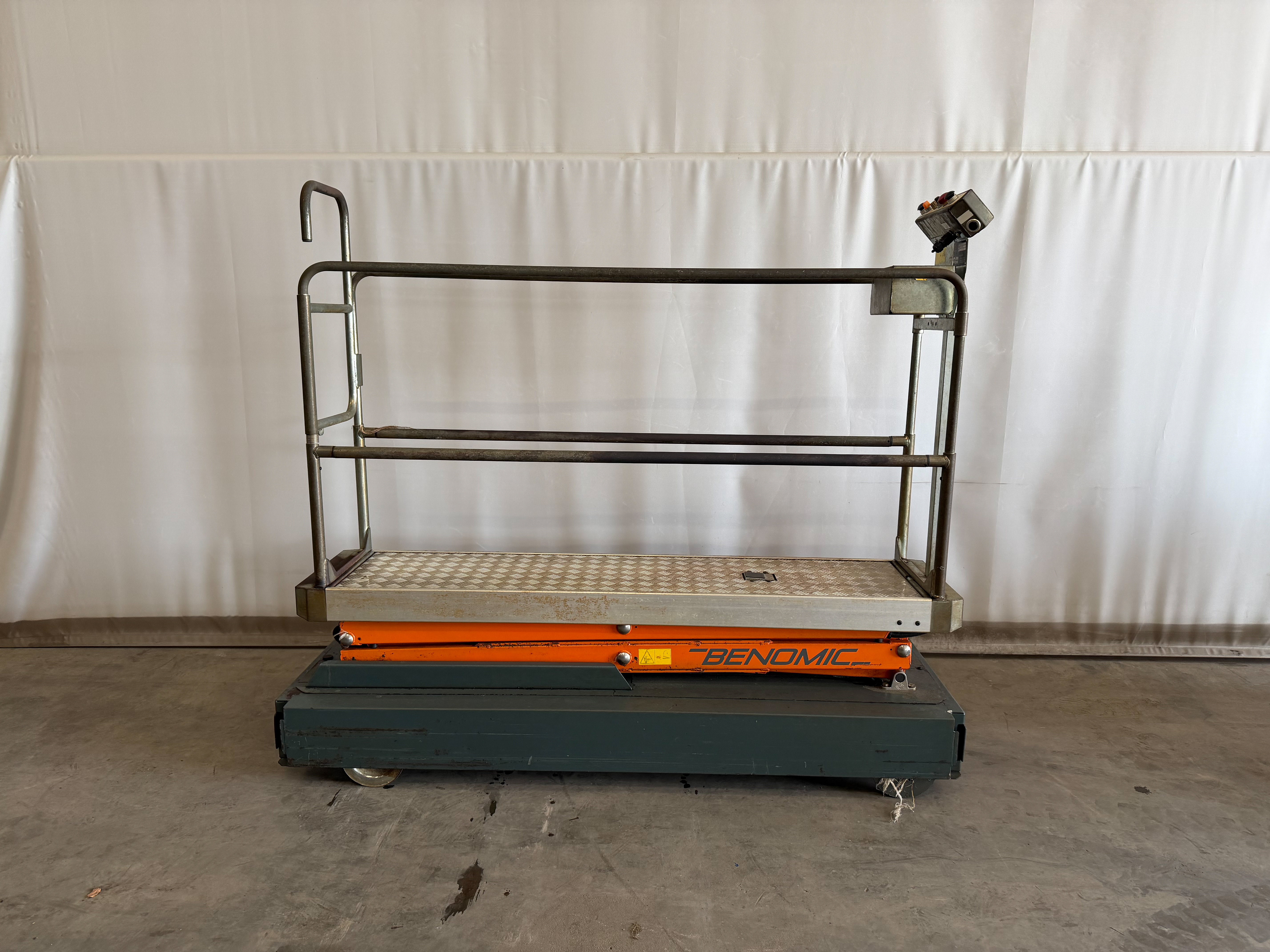 Berg buisrail hoogwerker