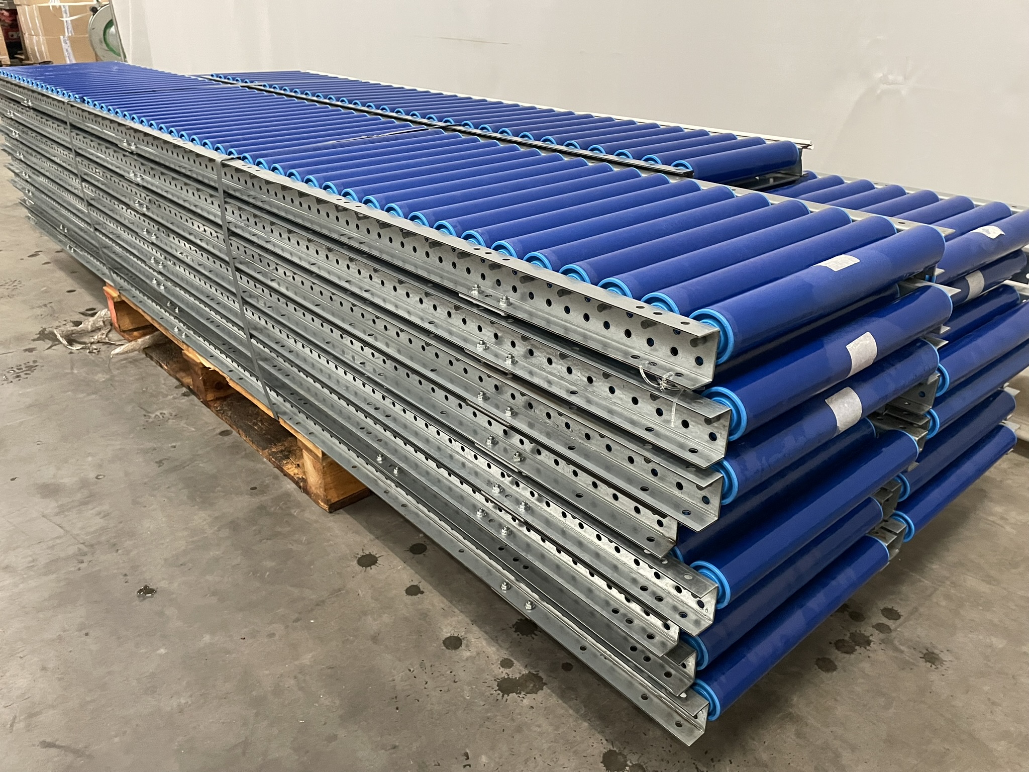 Roller conveyor belts 465 mm