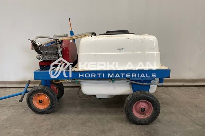 Spray cart 400 liters