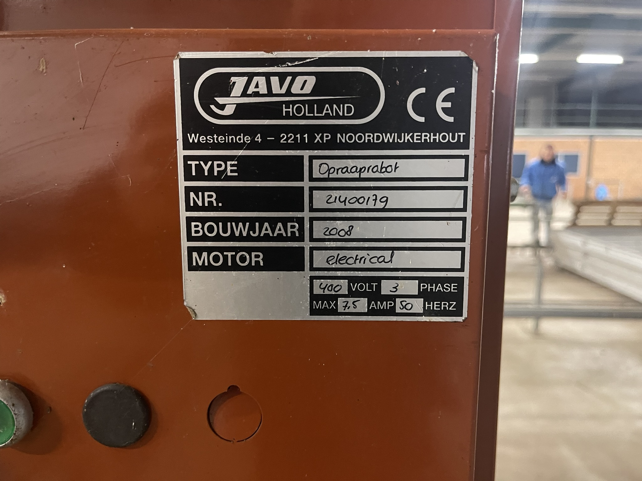 Javo Swing drop-down robots