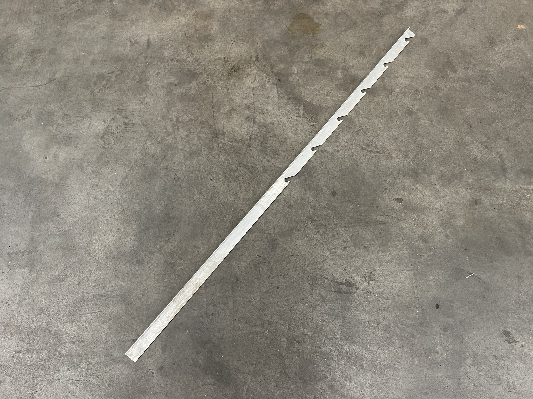 Aluminium T-stakes 1200 mm