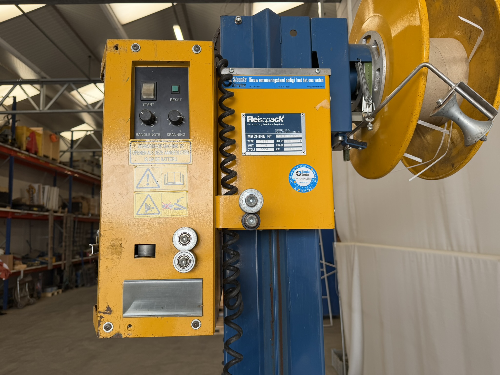 Reisopack omsnoeringsmachine