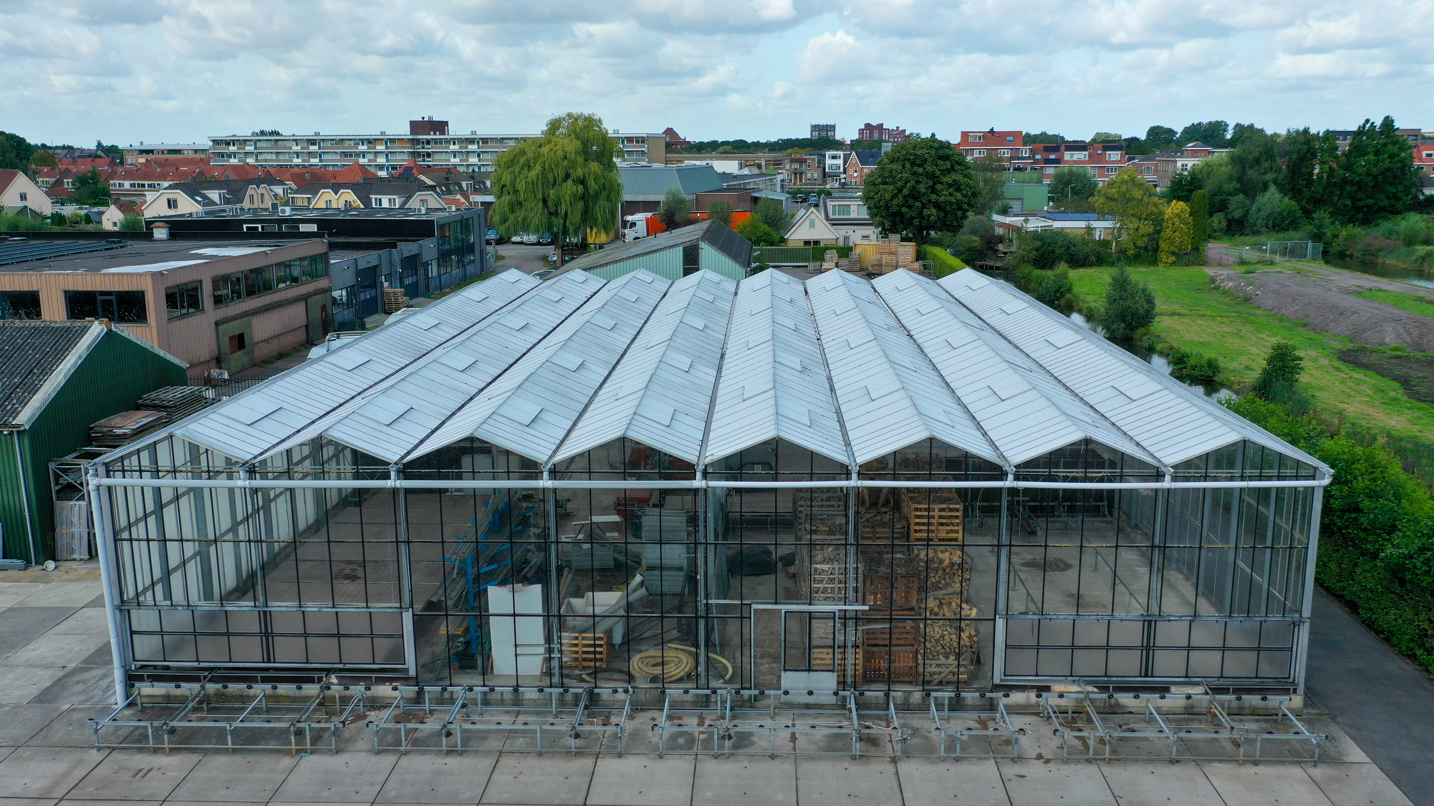 Venlo kas 12,80 m 922 m²