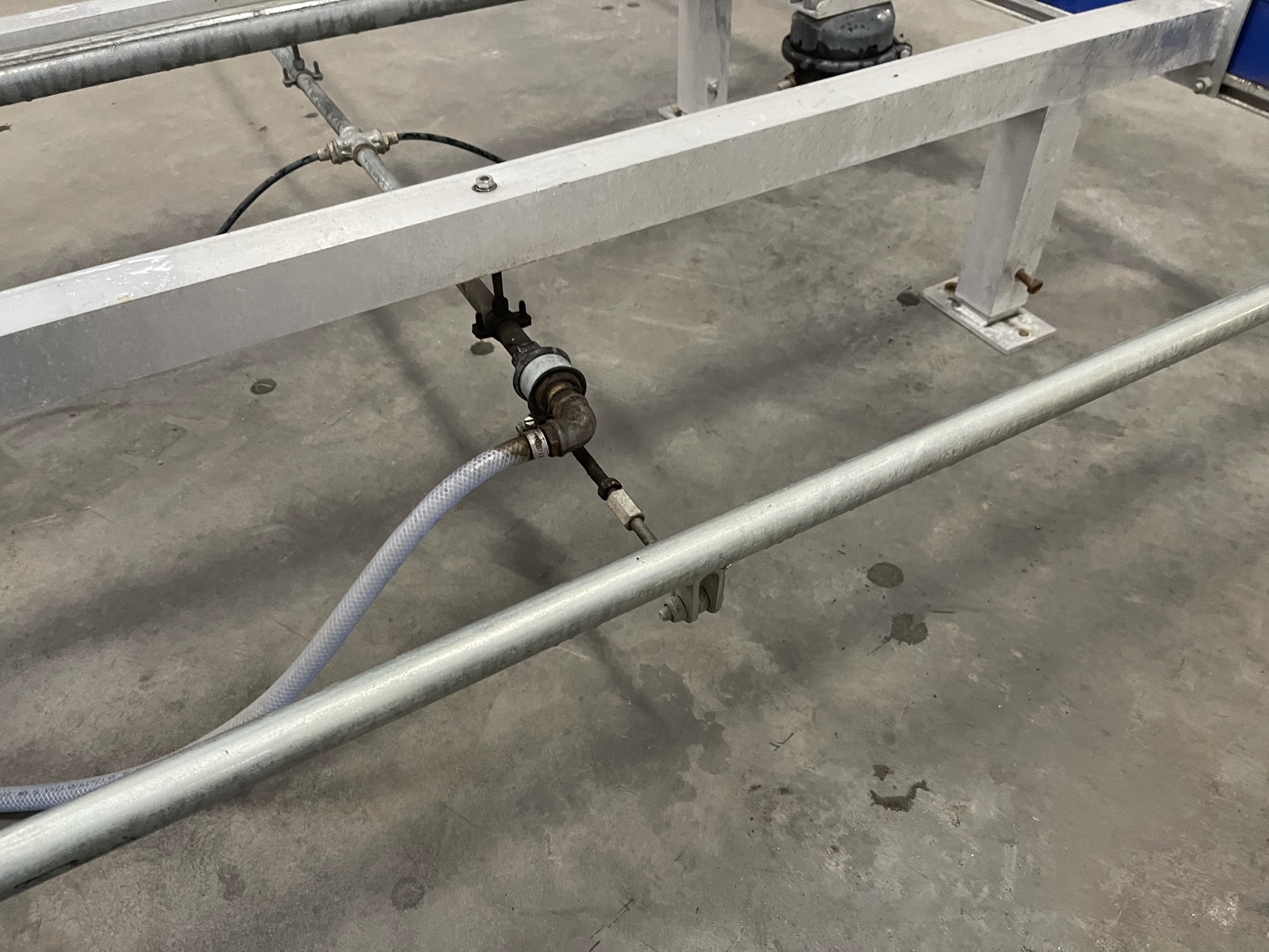 Roller table conveyors