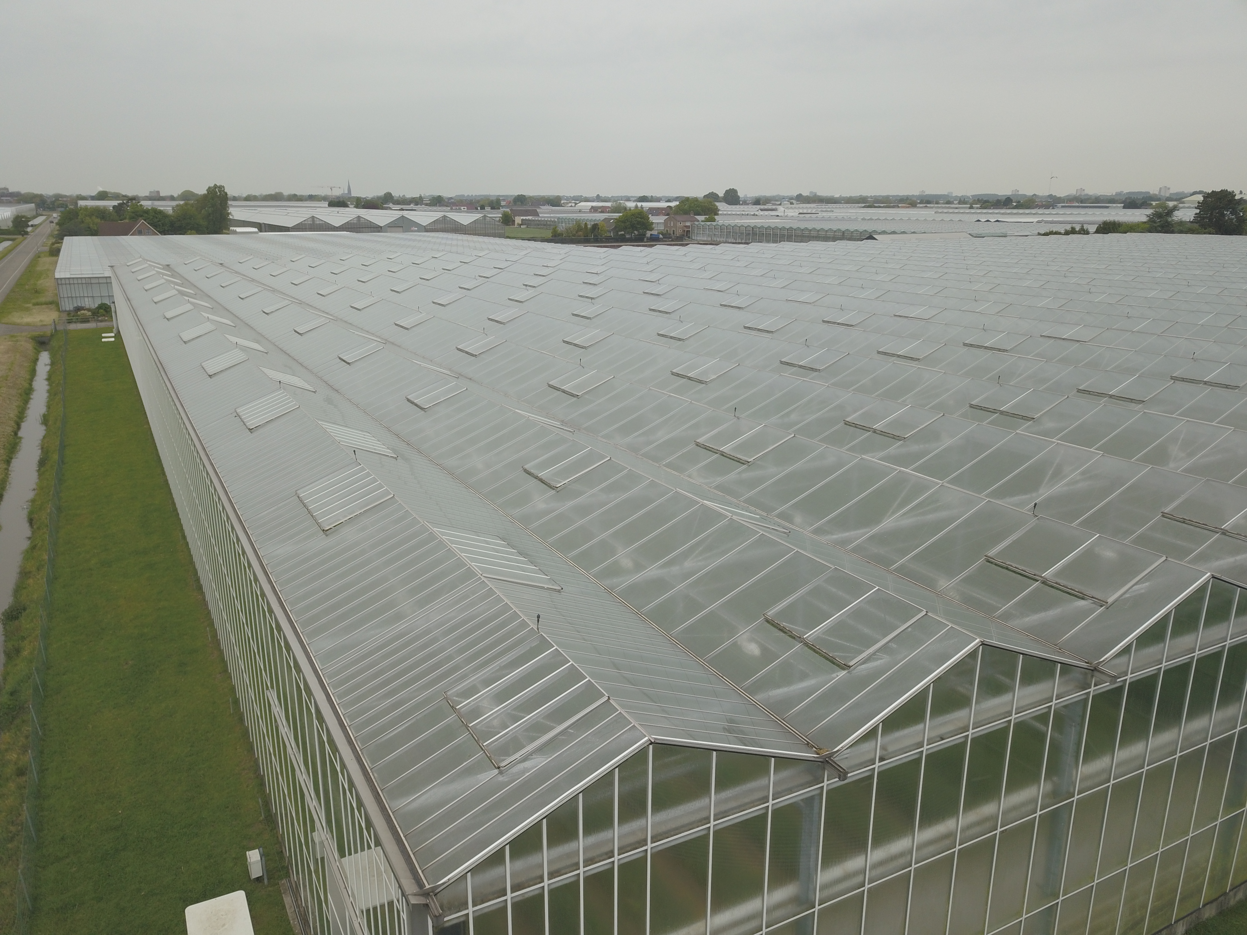 Venlo greenhouse 9,60 m 14.985 m²
