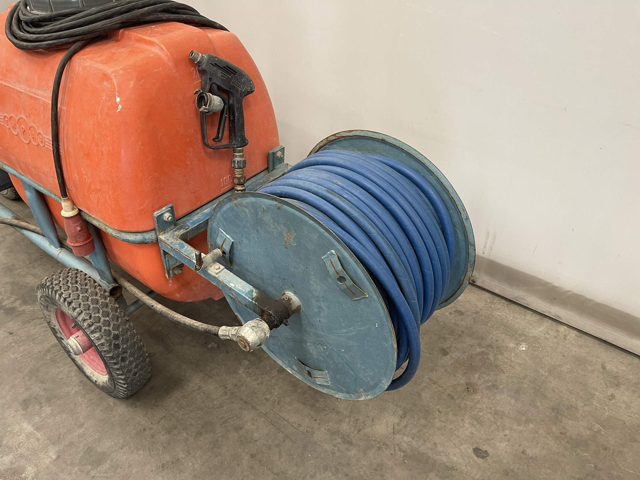 Empas spray cart 200 liters