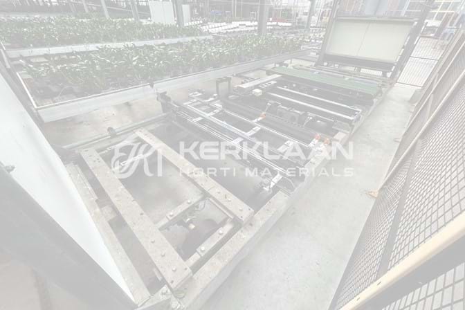 Automatic container transporter