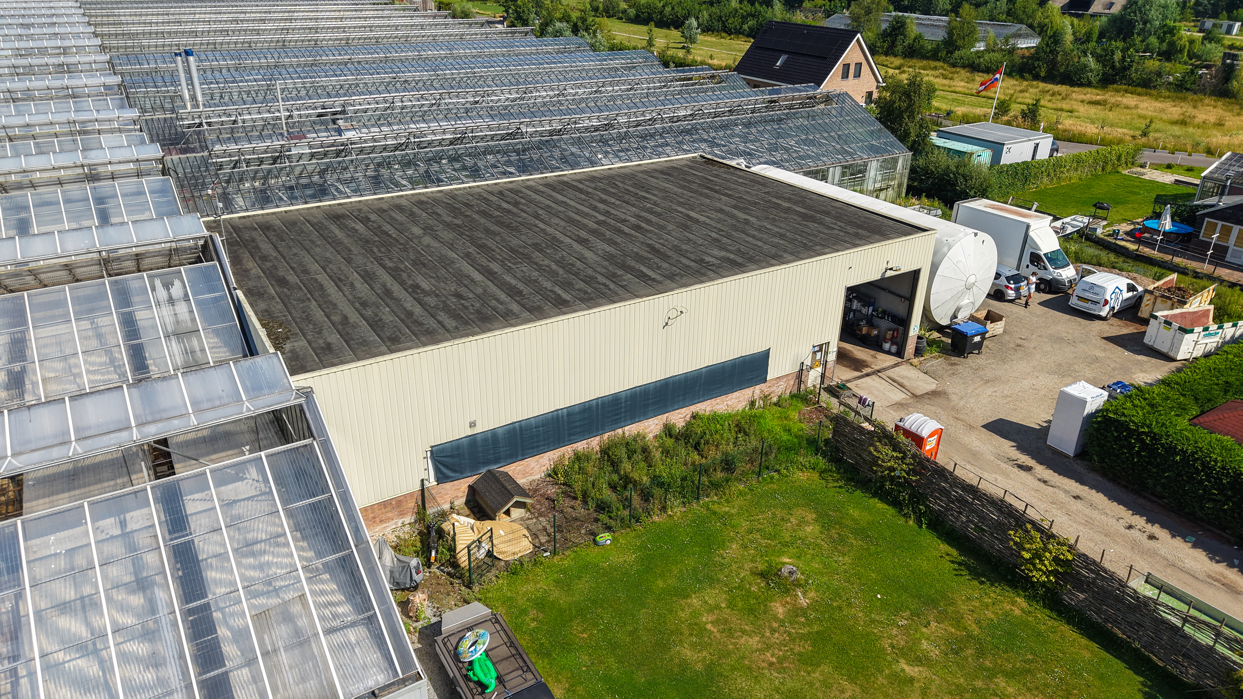 Business space 398 m²