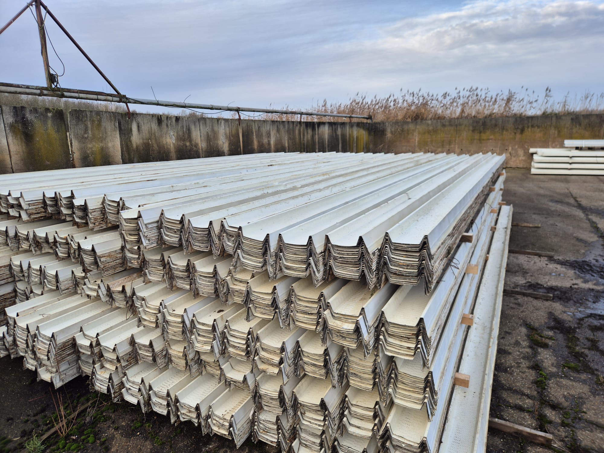 Cultivation gutters 220 mm