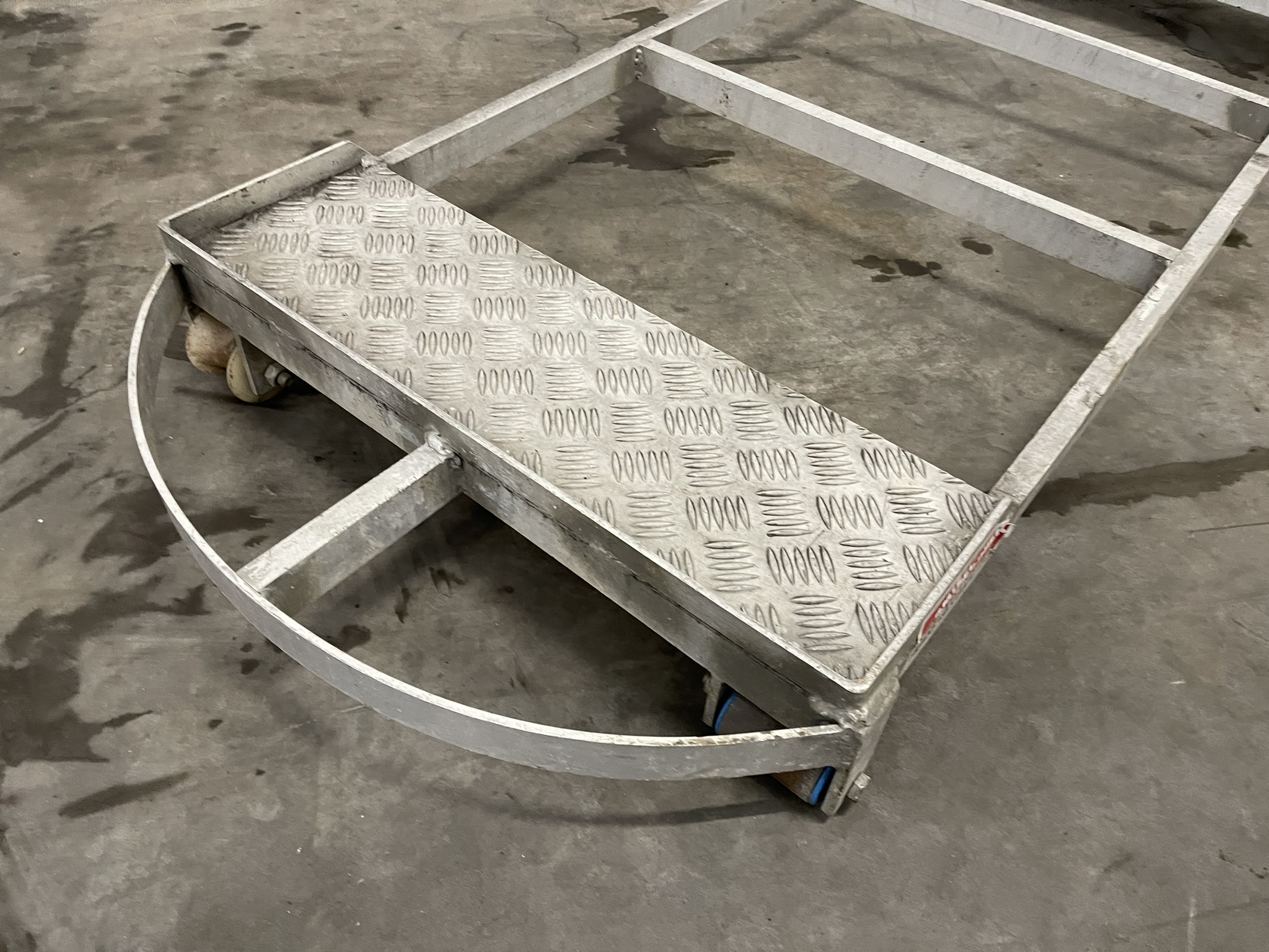 Pipe rail harvesting trolleys