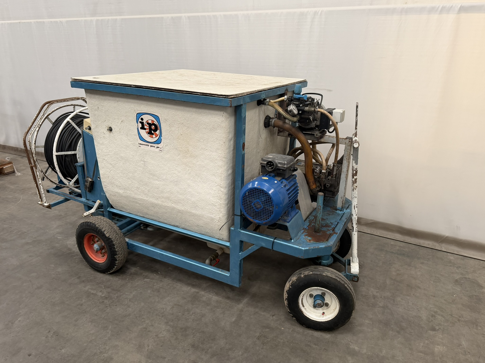 Imovilli pompe spray cart 1.000 liters incl. hose reel