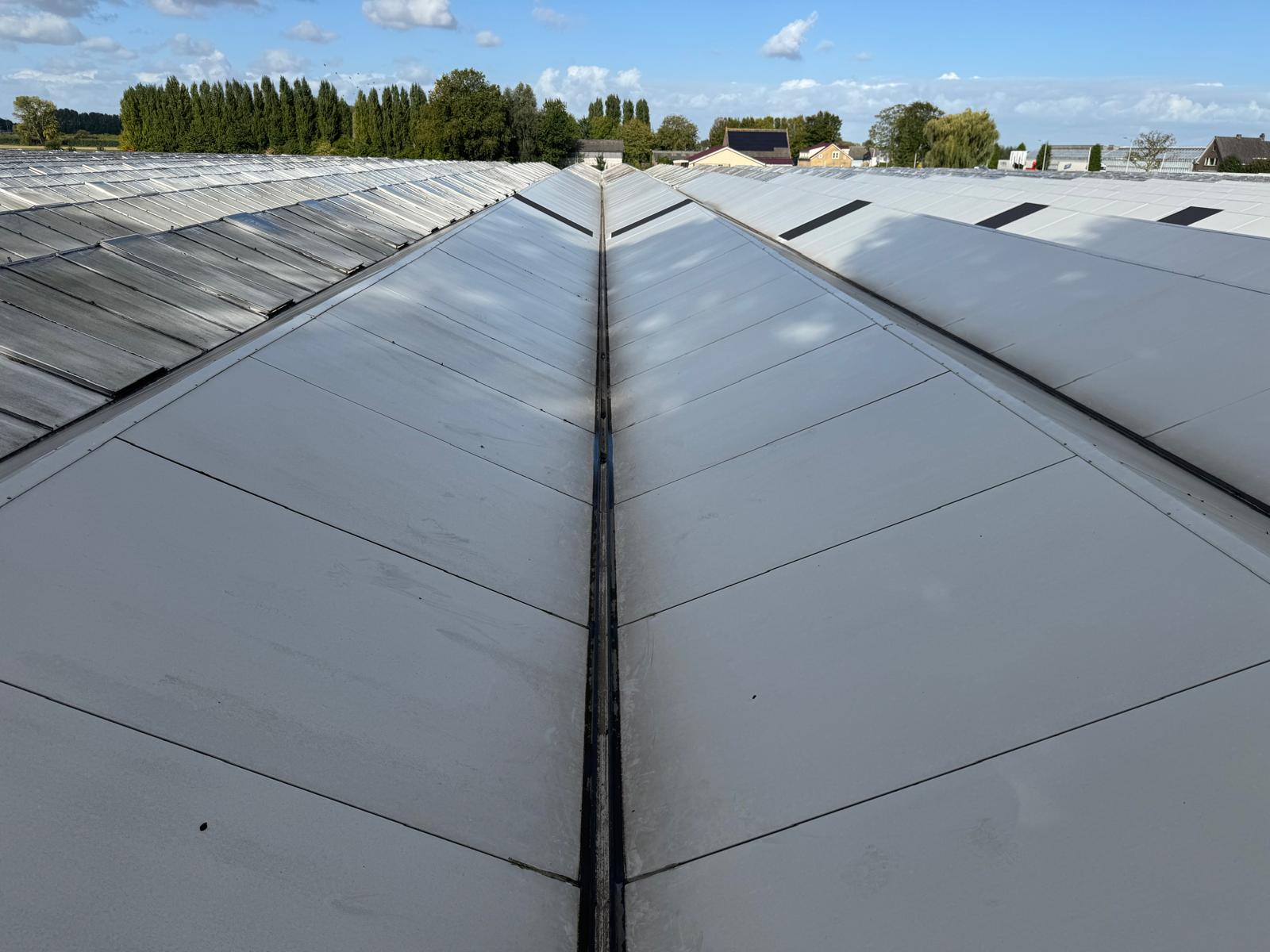 Sandwich roof system 1.200 m²