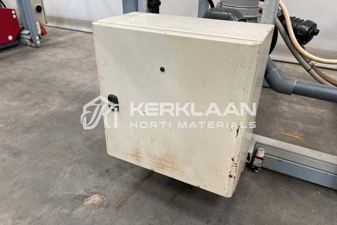 Pump unit for roll container conveyors