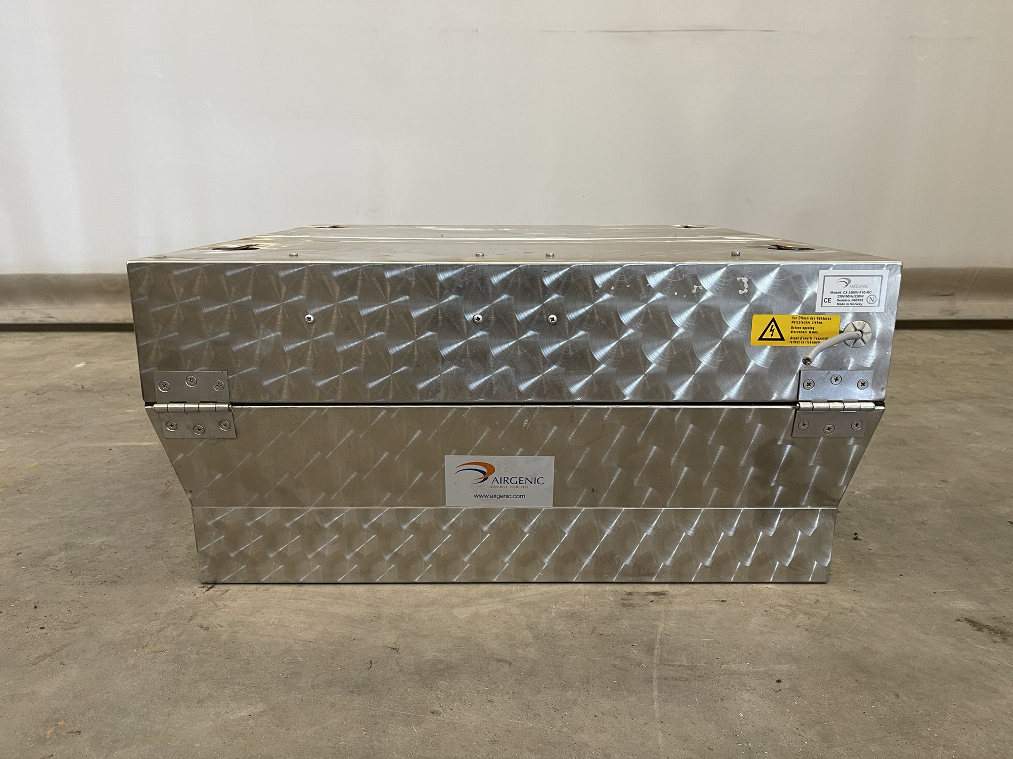 Airgenic ionizer air purifier