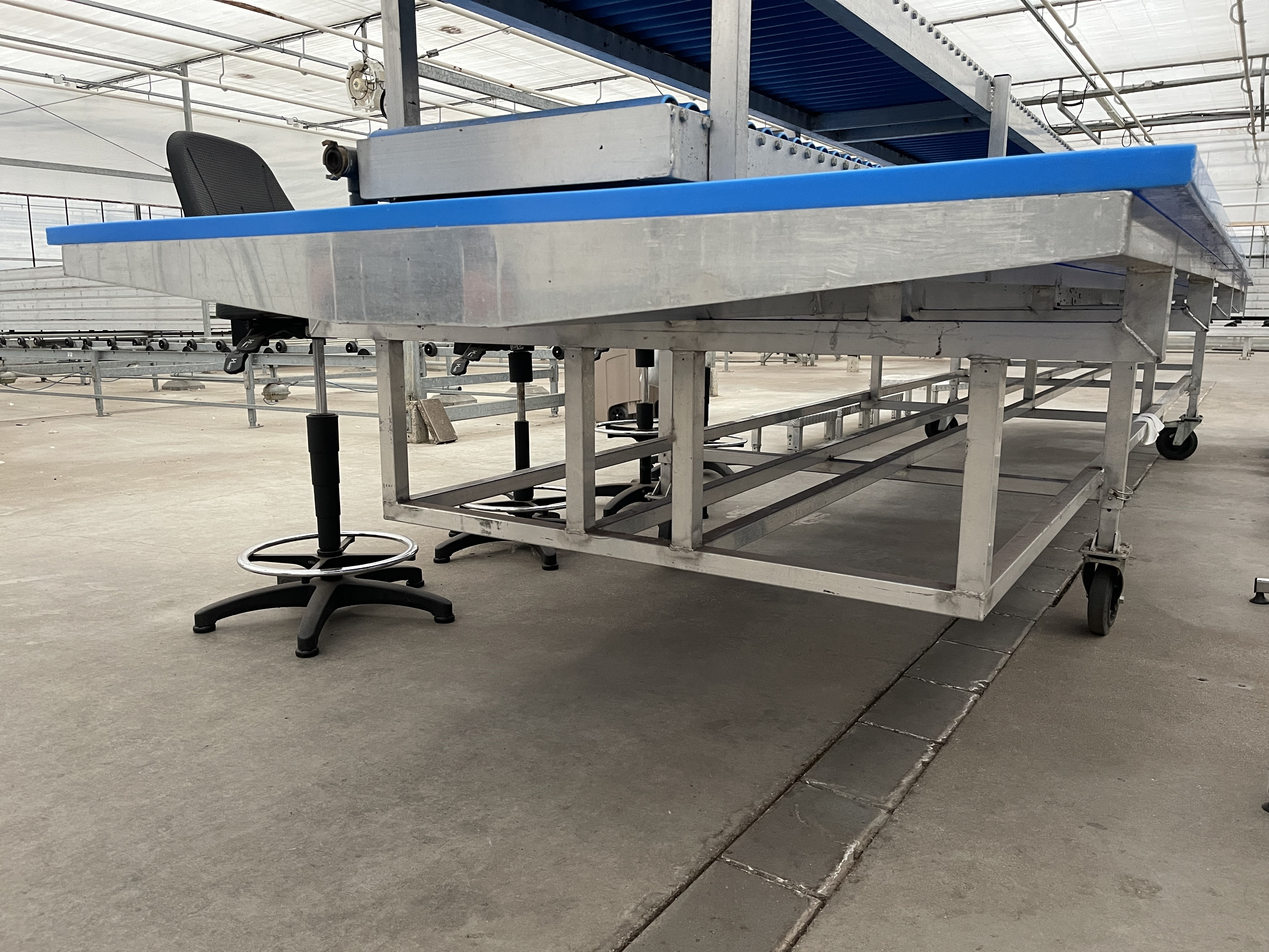 Aluminum processing table