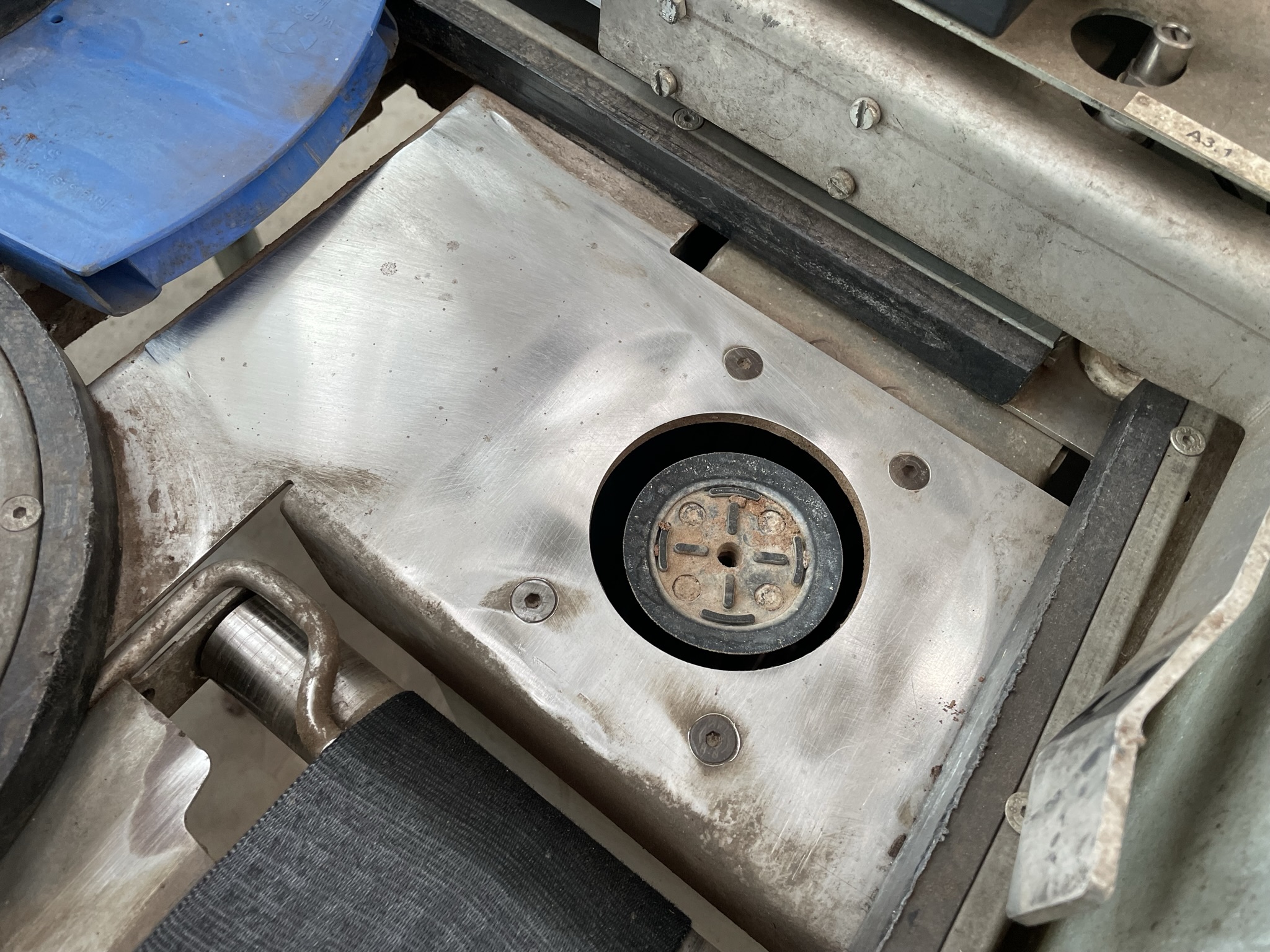 Various loose parts WPS delivery, sorting and buffer system